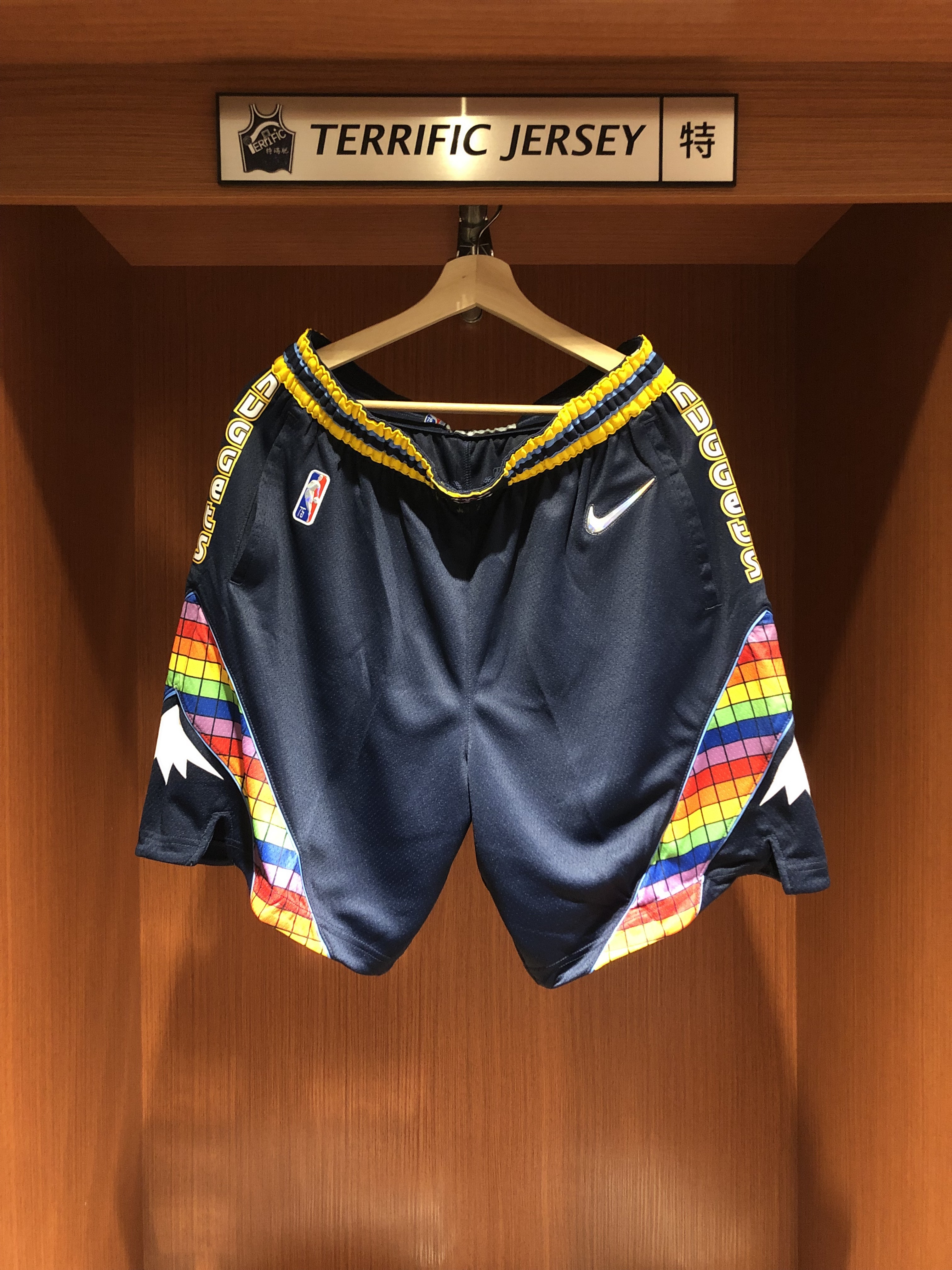 NBA球衣 Denver Nuggets 丹佛金塊城市球褲 75周年 鑽石標 City Nike Swingman Shorts 球迷版 有口袋 全新