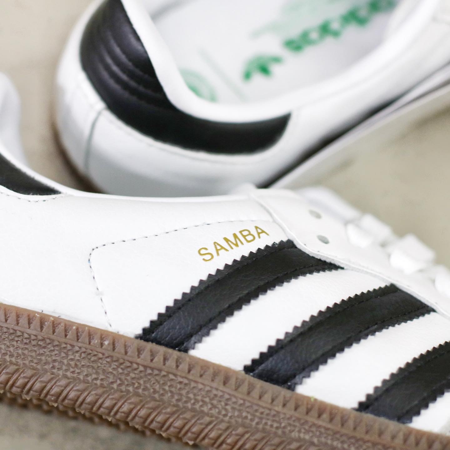 adidas Samba OG Cloud White Core Black B75806  GZ8477