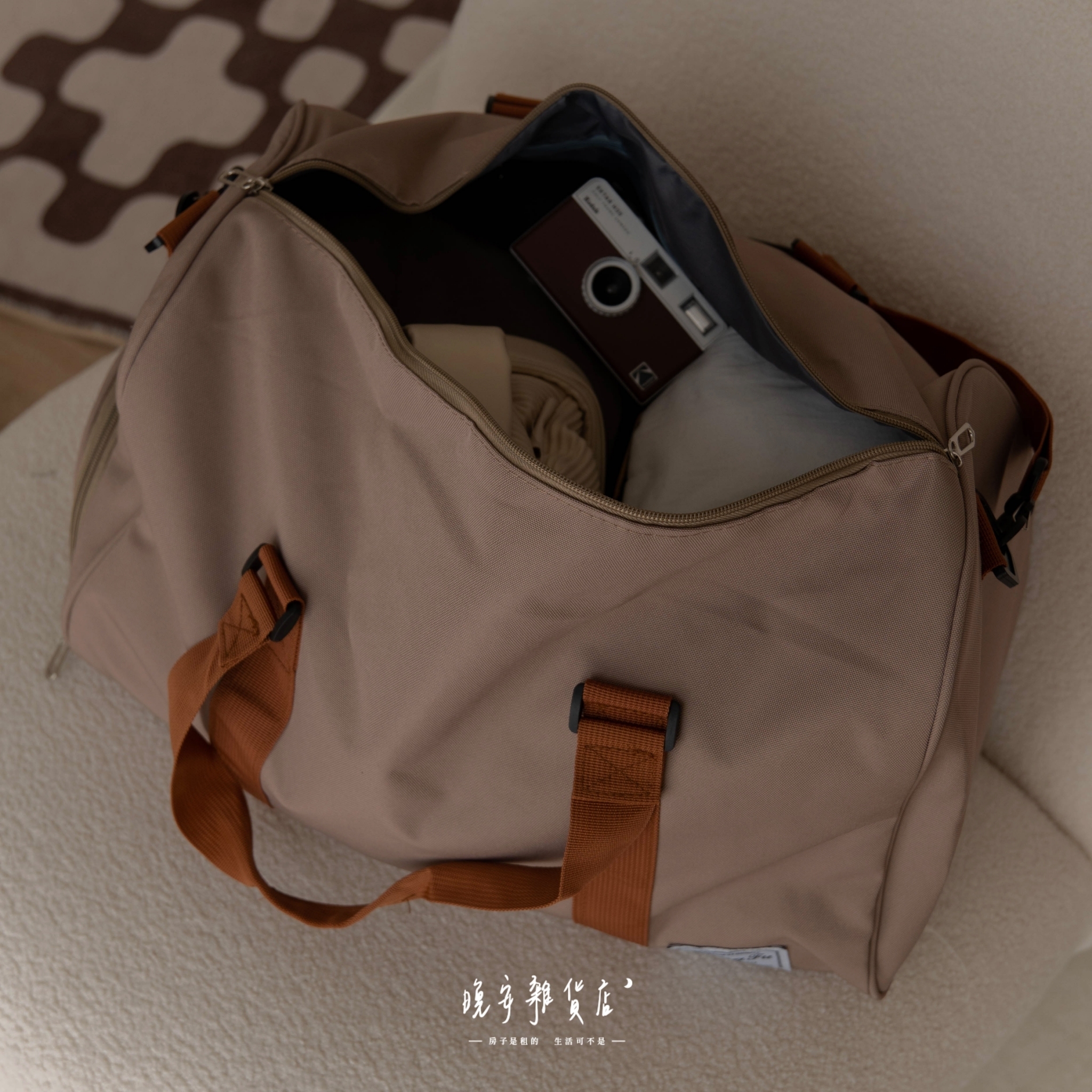 【手提肩背】旅行旅遊收納包