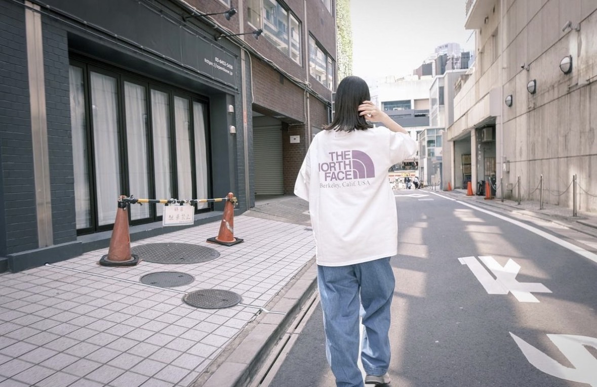 日本TNF紫標藝術家山瀬まゆみ聯名短袖