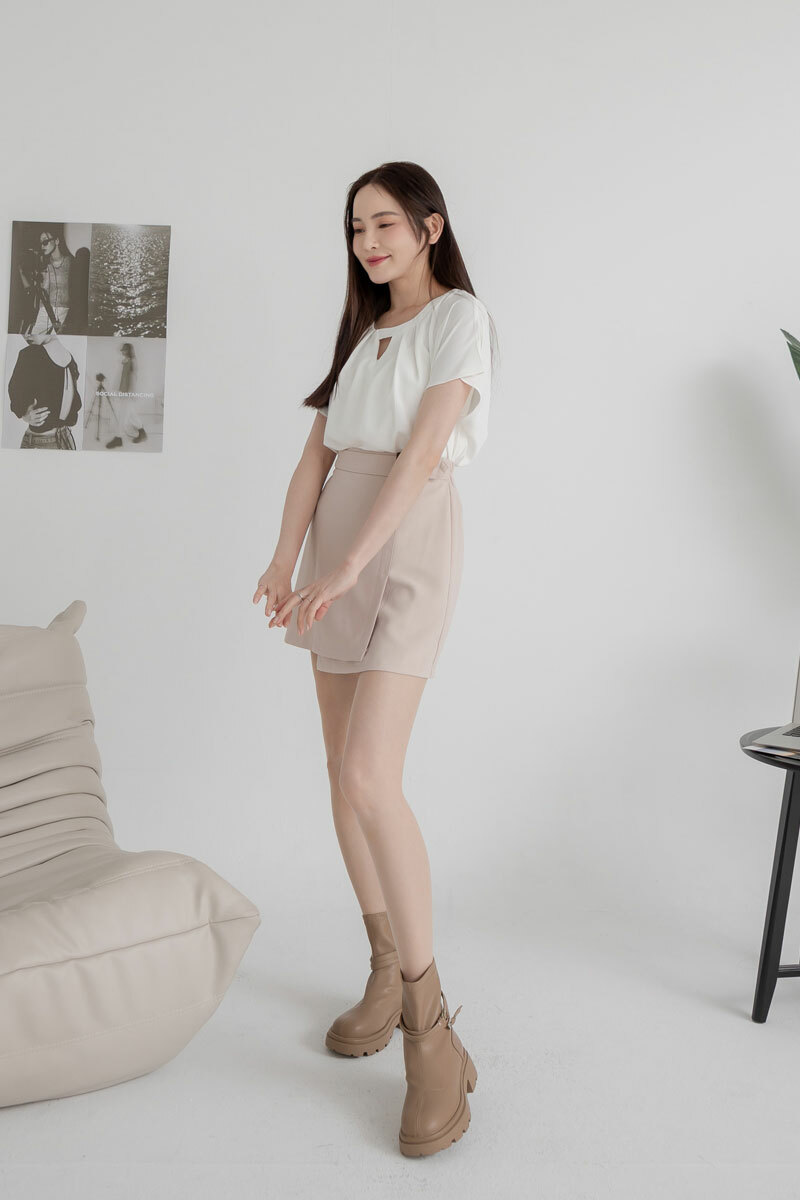 【官網限定】前開衩不規則下擺雪紡短裙