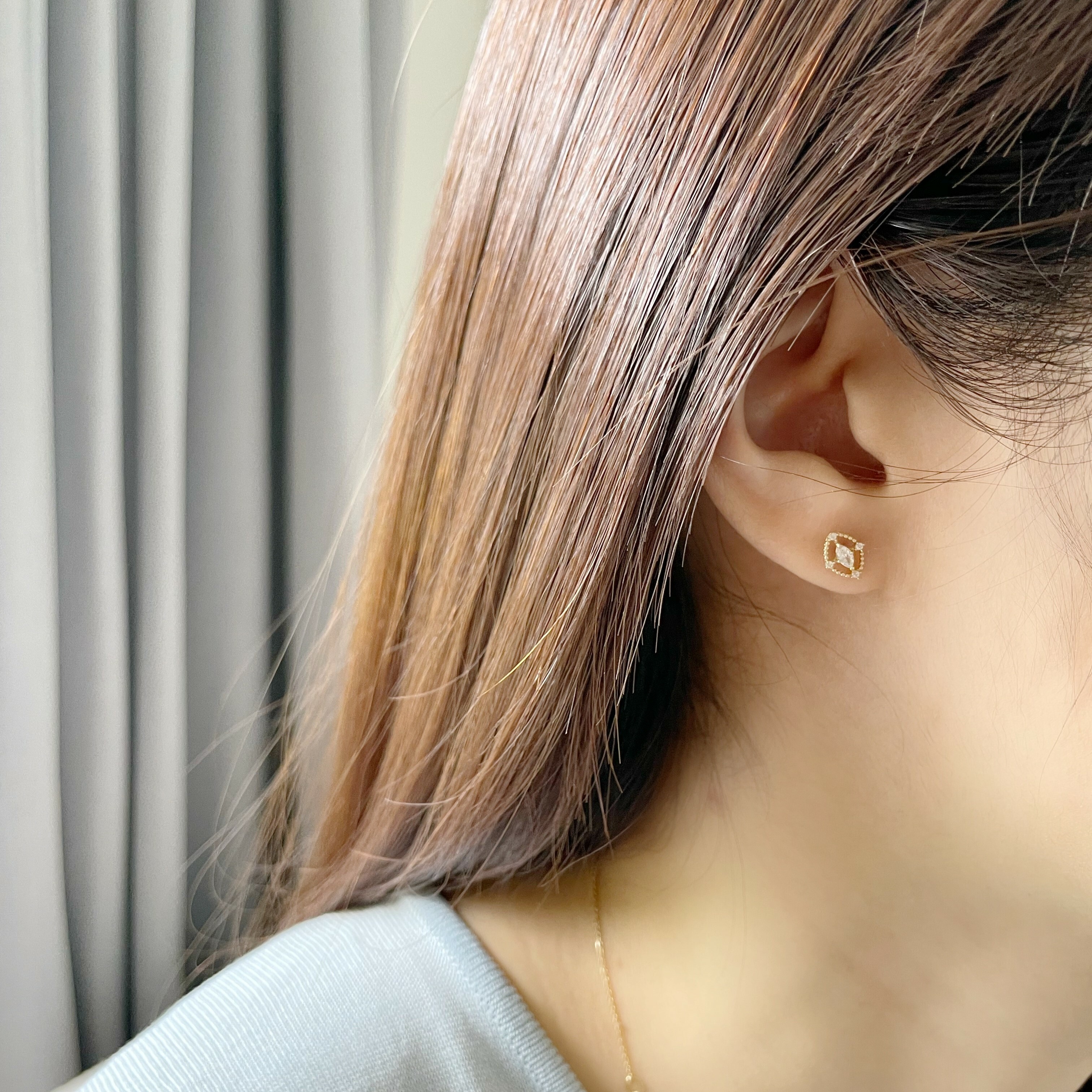 10k眼形羅盤鋯石耳環