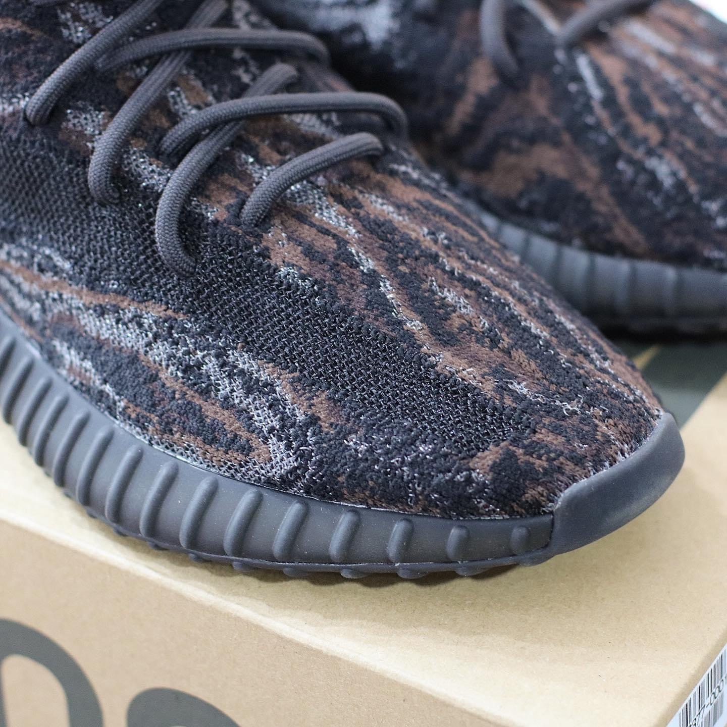 預訂 adidas Yeezy Boost 350 V2 MX Rock GW3774