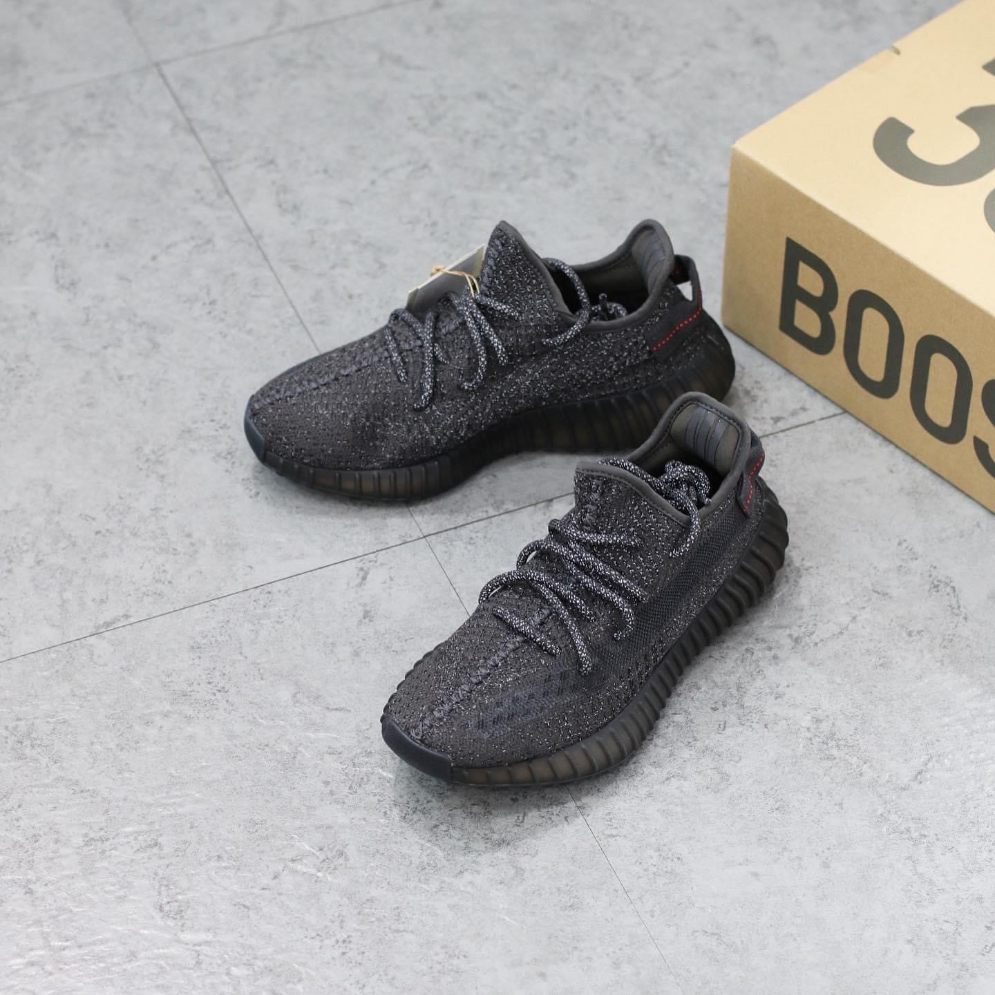 Originals yeezy boost 350 v2 black static hotsell