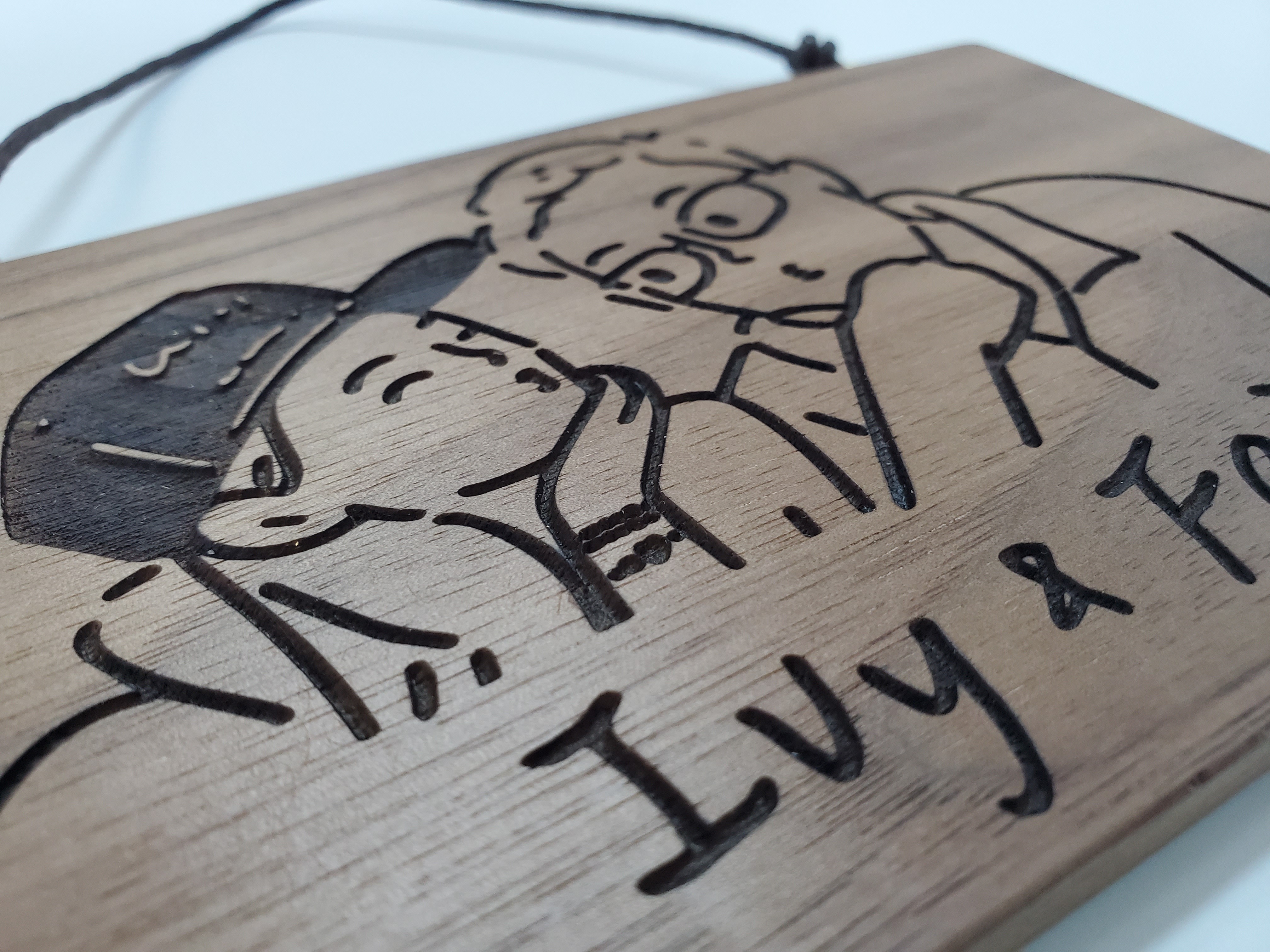 胡桃木門牌 (簡筆似顏繪)