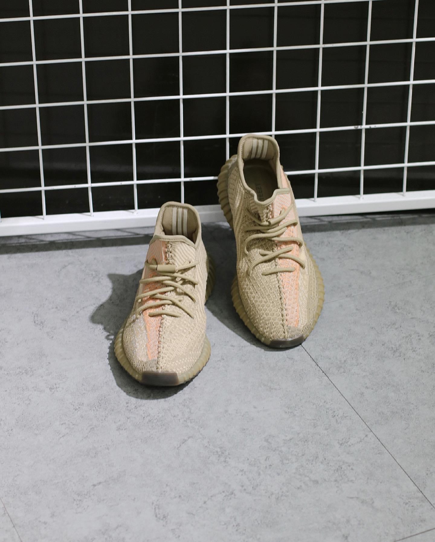 預訂 adidas Yeezy Boost 350 V2 Sand Taupe