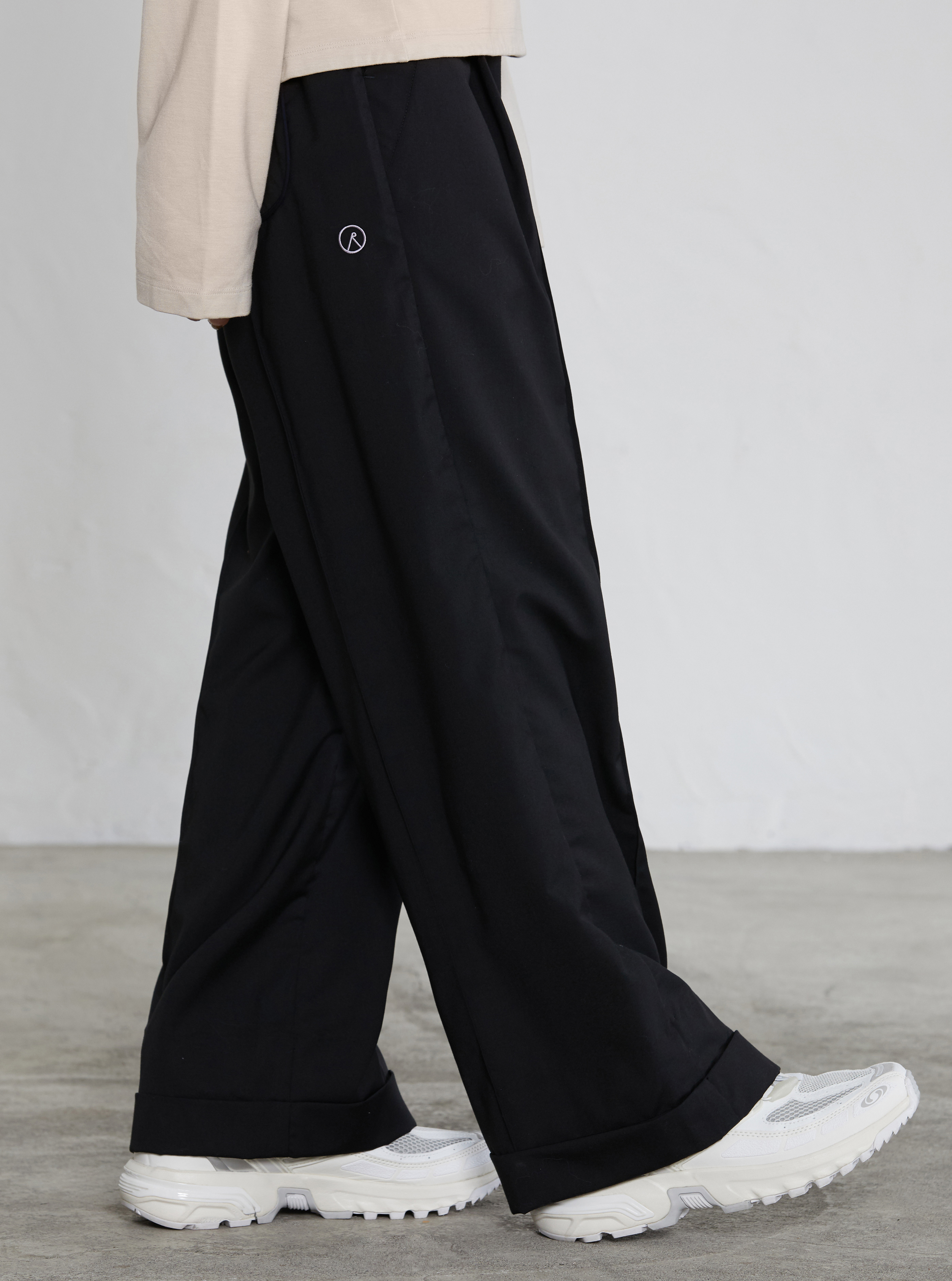 Turn-Up Brim Trousers | Black