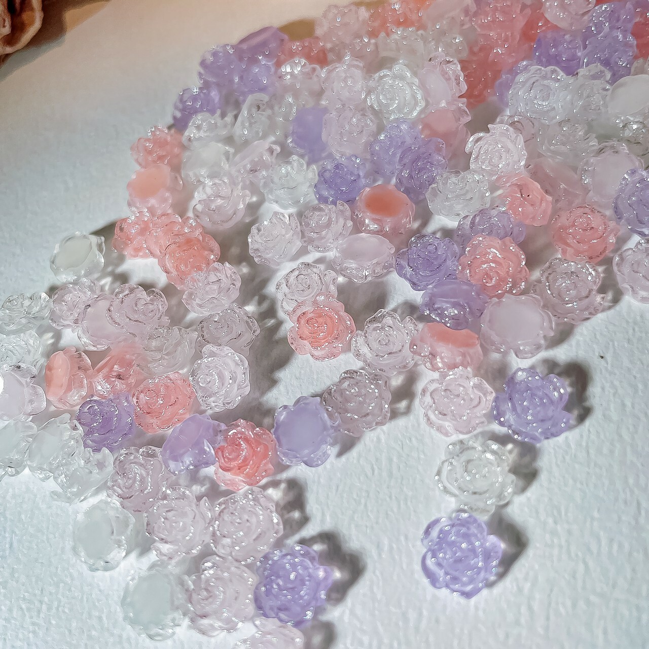 新品上市📣【美甲飾品】夜光山茶花/蝴蝶飛飛