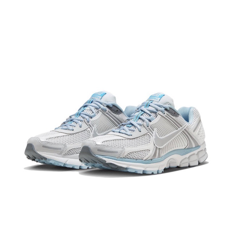 iSNEAKERS｜Nike Zoom Vomero 5 "520 SilverBlue" 銀藍 FN3432-001