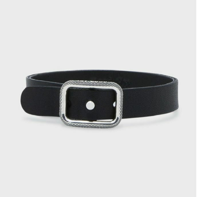 CONWAY BUCKLE BRACELET | GOOSEBUMPS