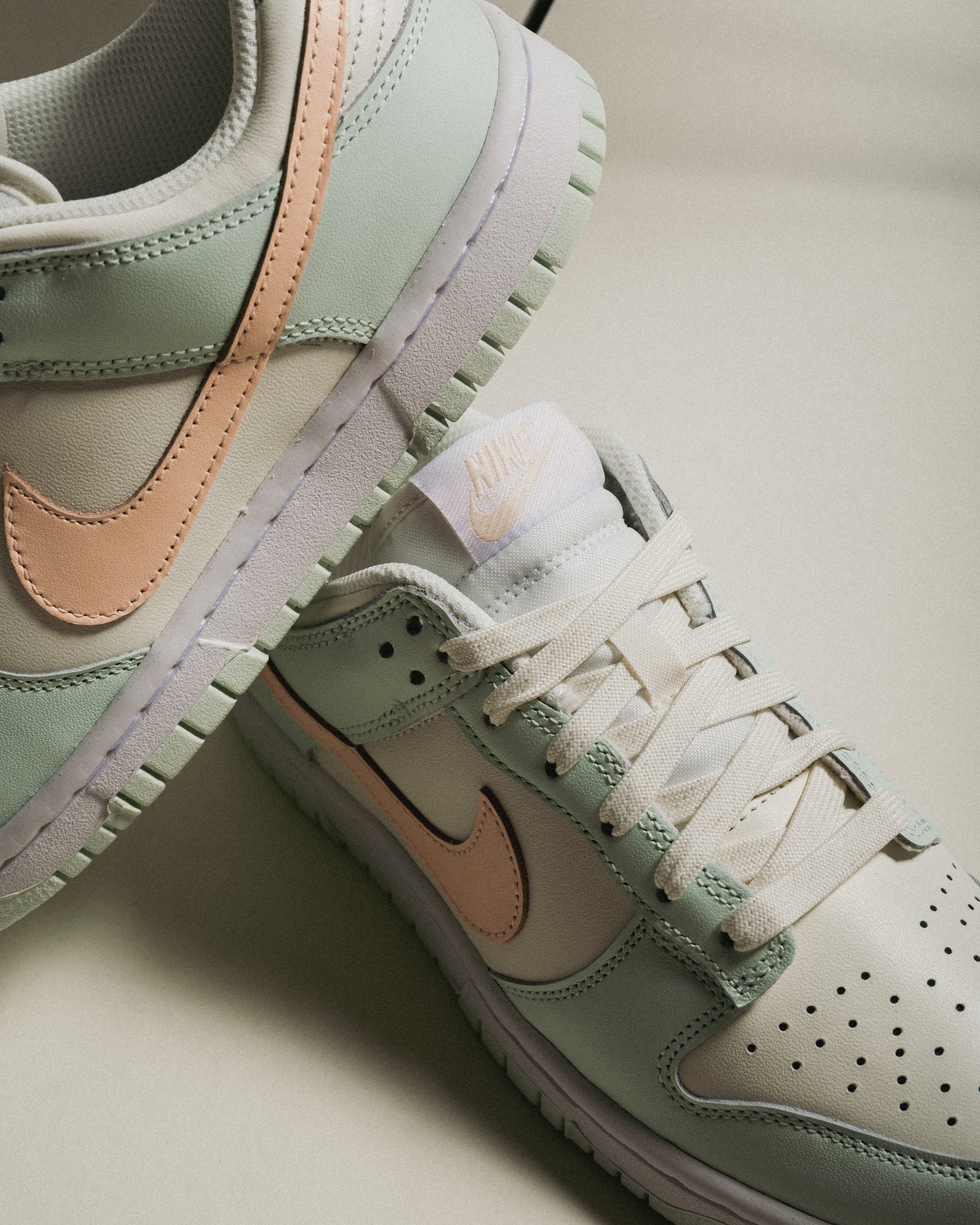 [現貨] Nike Dunk Low Barely Green DD1503-104