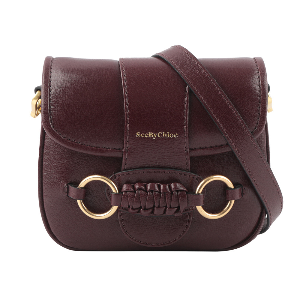 【SEE BY CHLOE】Saddie 閃亮山羊皮翻蓋斜背包(深棕色)