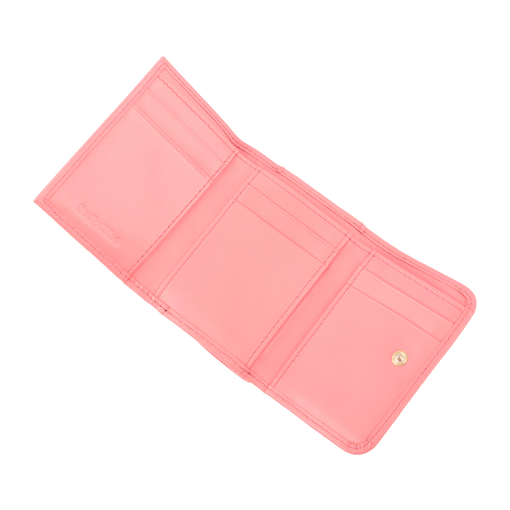 【SEE BY CHLOE】Saddie 單色牛皮編織圓環雙釦三折短夾(落日粉)