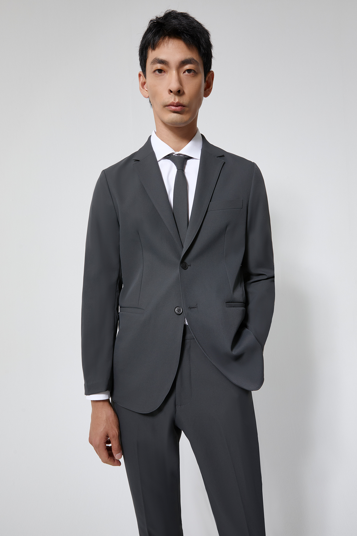 BIZ 防潑水西裝外套 男（鐵灰）