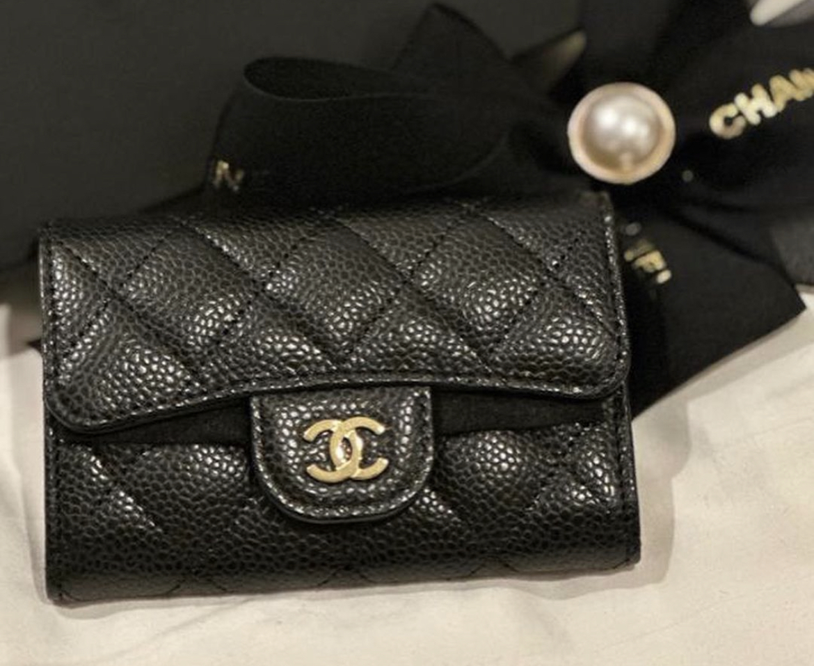 Chanel classic flag card holder