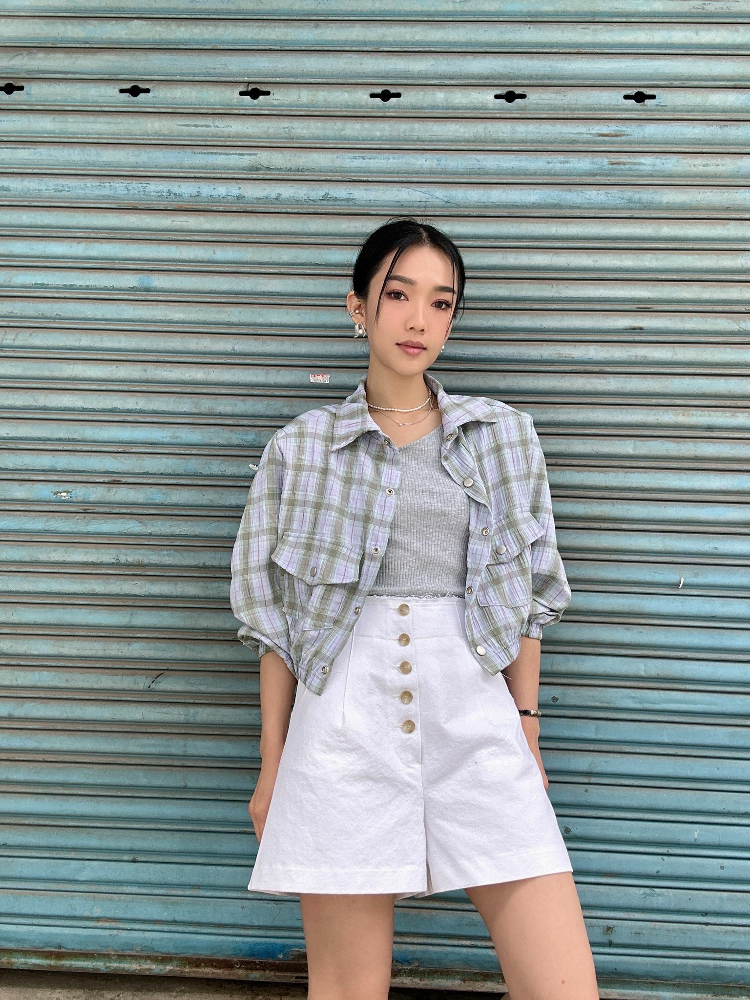 明鈕扣散口褲頭短褲（現貨款式）