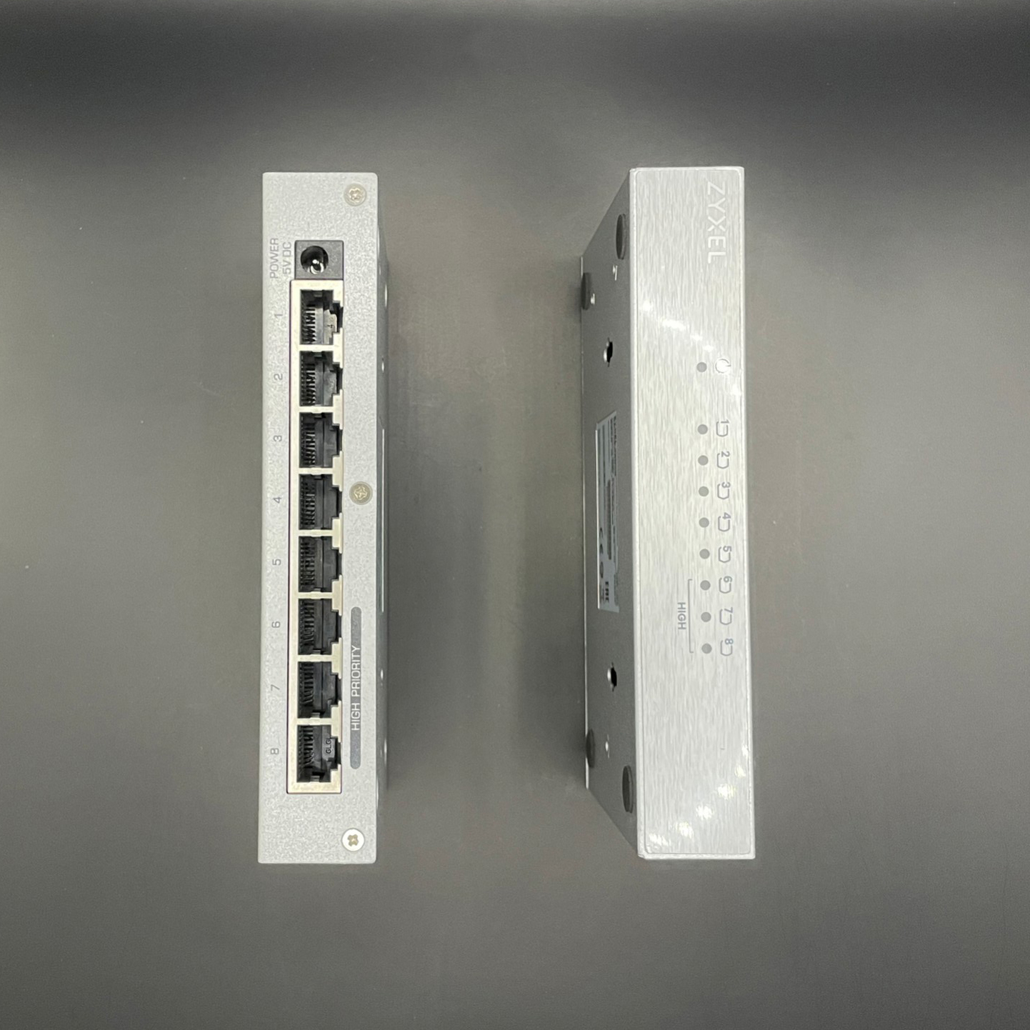 8P網路集線器(110V/220V共用)