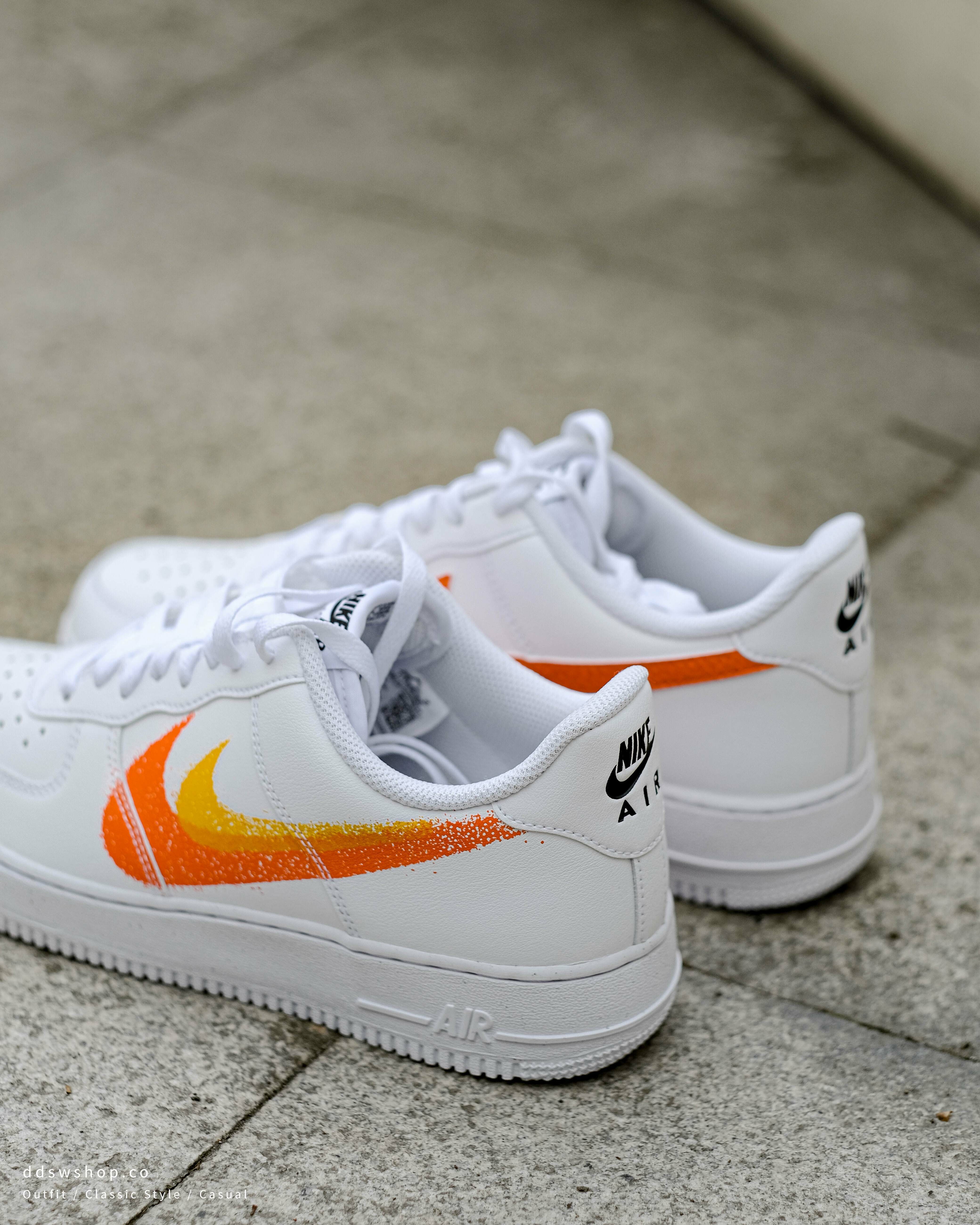 Nike Air Force 1 Low 'Spray Paint Swoosh' 雙勾潑墨噴漆橘子汽水