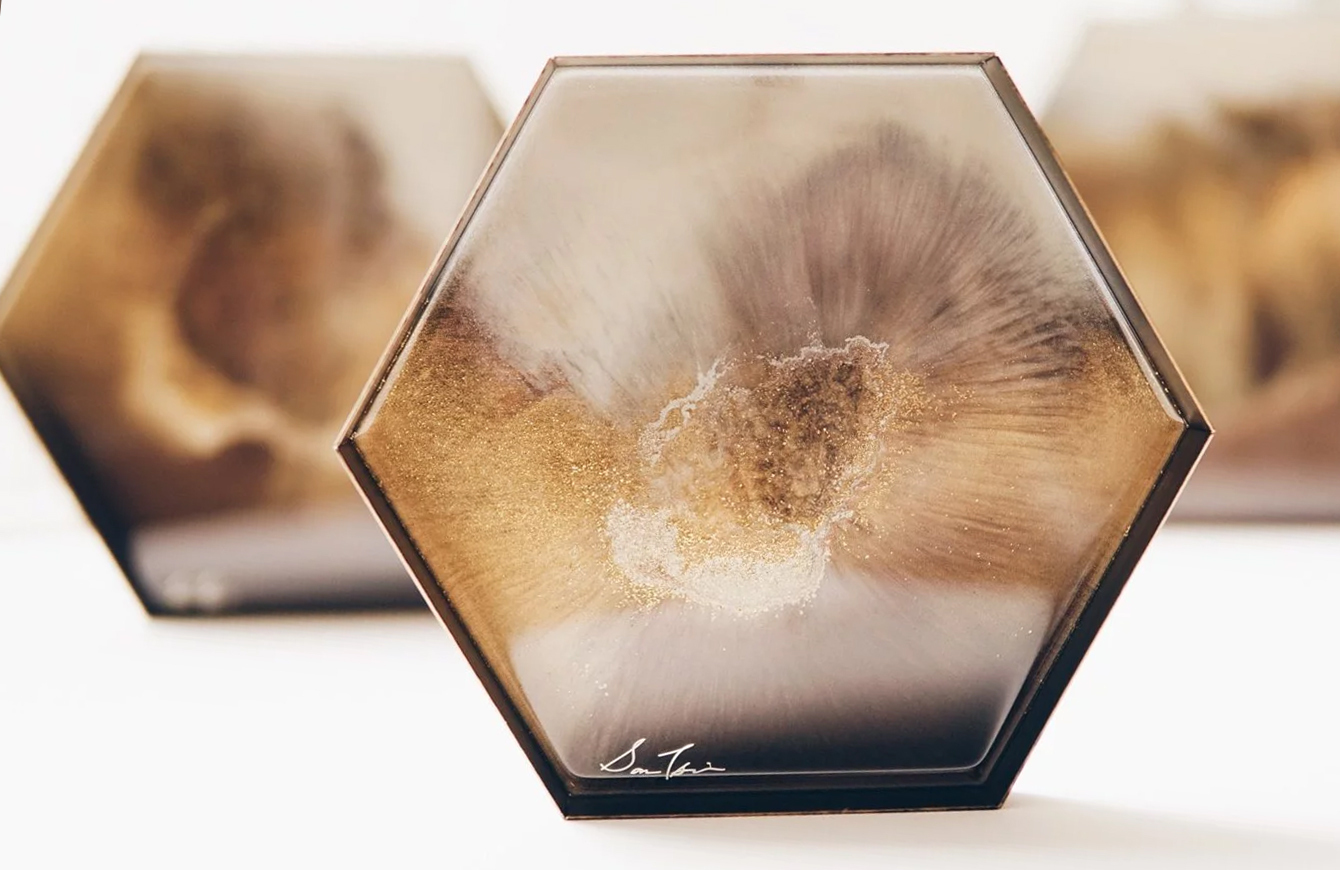 淬鍊 金屬拉絲六角形托盤