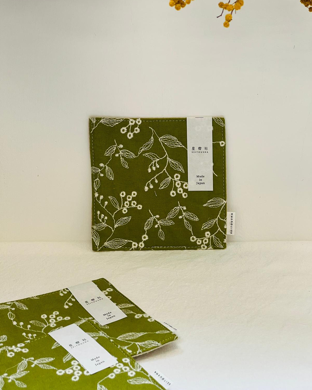 刺繡茶布杯墊 蔓藤(青綠)｜星燈社