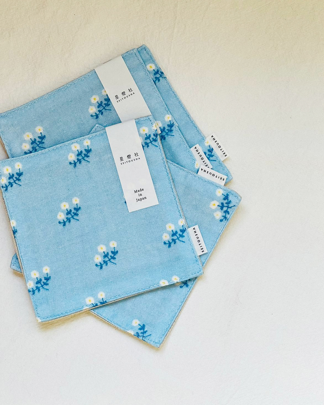 手染茶布杯墊 木槿花(粉藍)｜星燈社