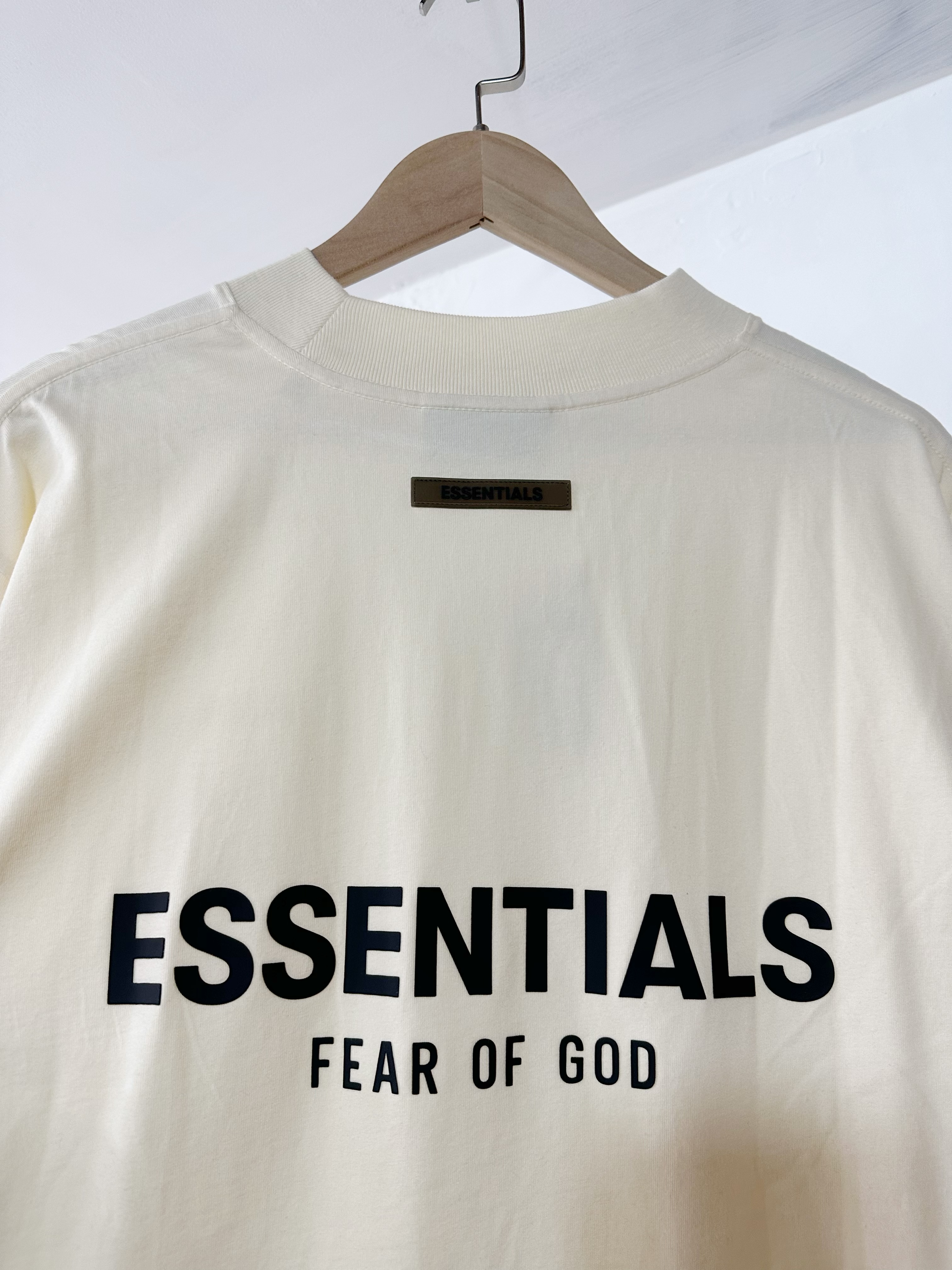Fear of God Essentials Long Sleeve T-shirt CREAM 奶白
