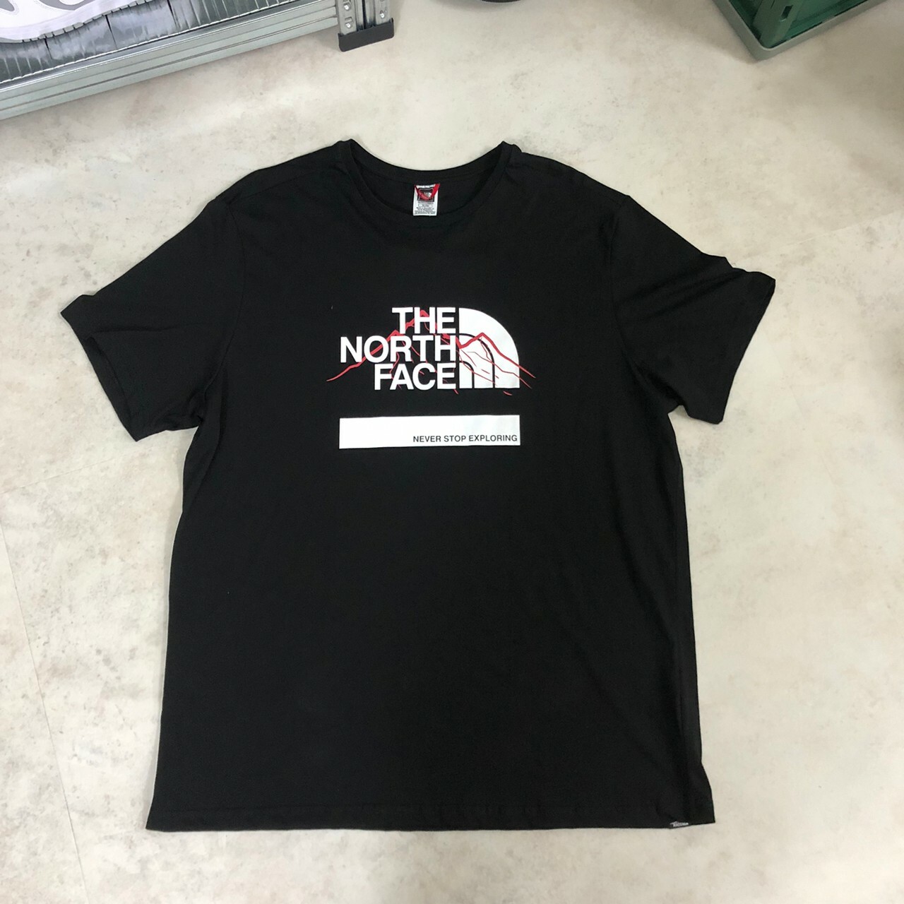 The North Face  探險系列 印刷圖Tee 大Logo