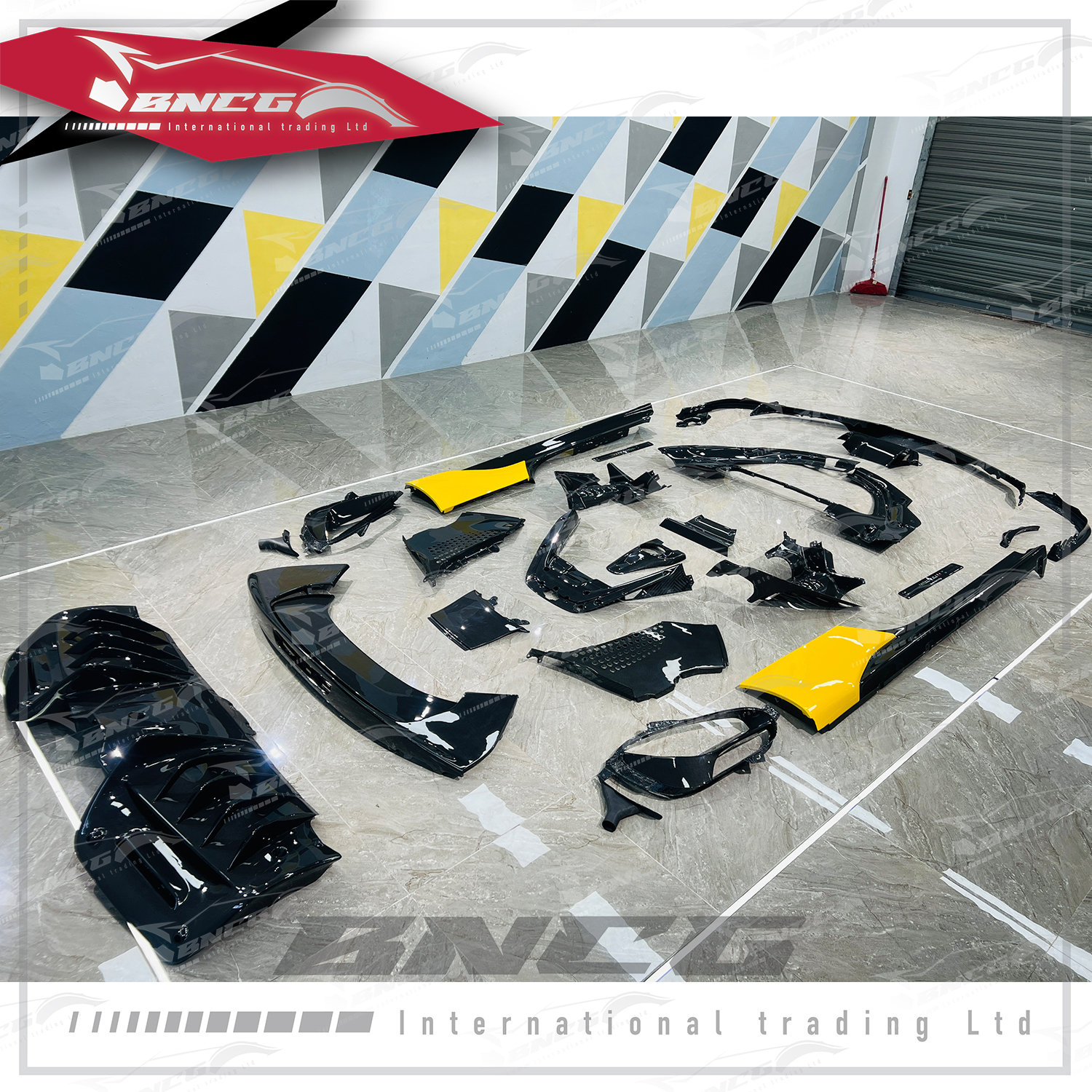 法拉利 Ferrari SF90 乾碳纖維 空力套件 OEM款 大包圍 前下巴 前包角 側裙 進氣口 後下巴 尾翼 門板 迎賓踏板 引擎室套件