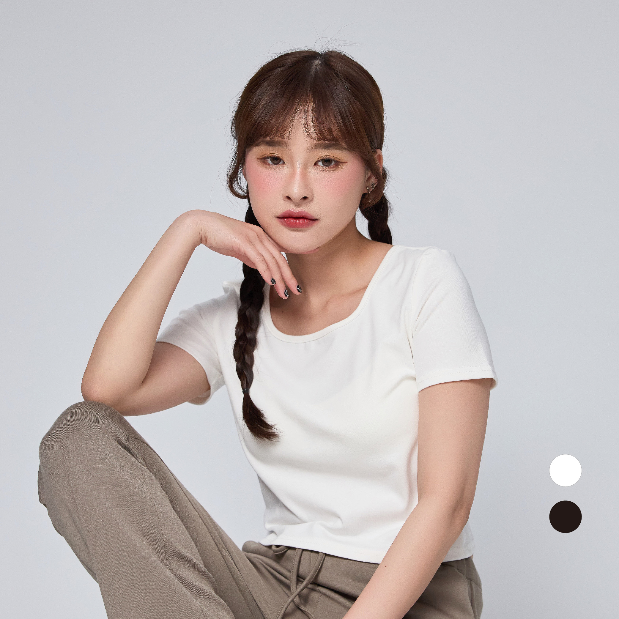 法朵Fado Shop｜寬ㄩ領緊身棉Tee 021B054 黑/白