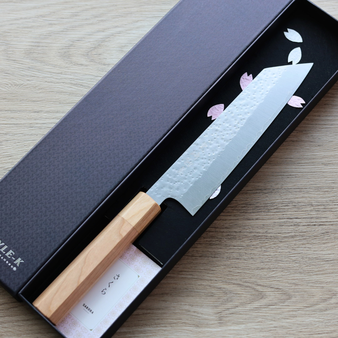 黑崎真 文化刀 180mm SG2粉末HSS鋼 櫻花鎚目
