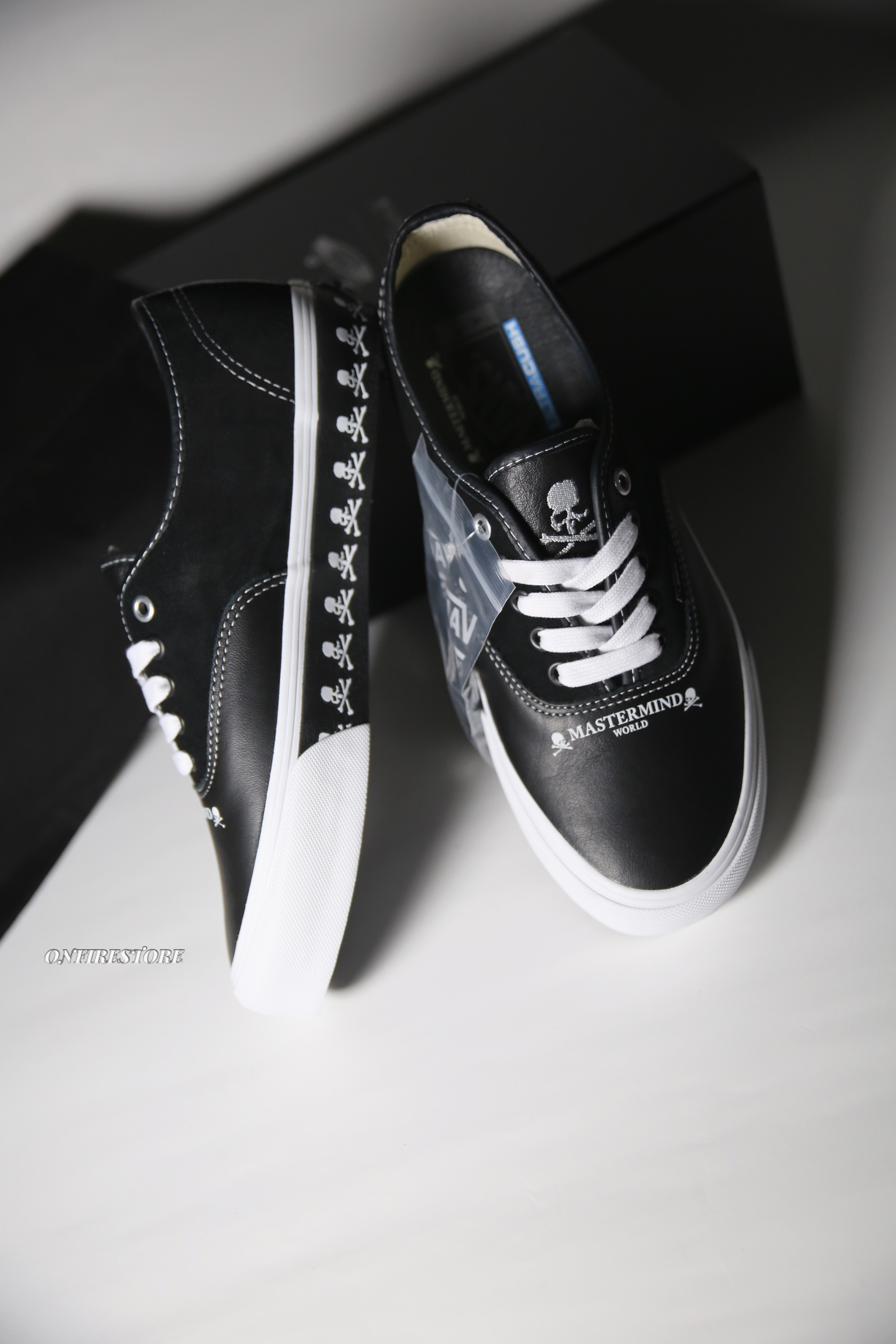 現貨} VAULT BY VANS X MASTERMIND WORLD AUTHENTIC LX