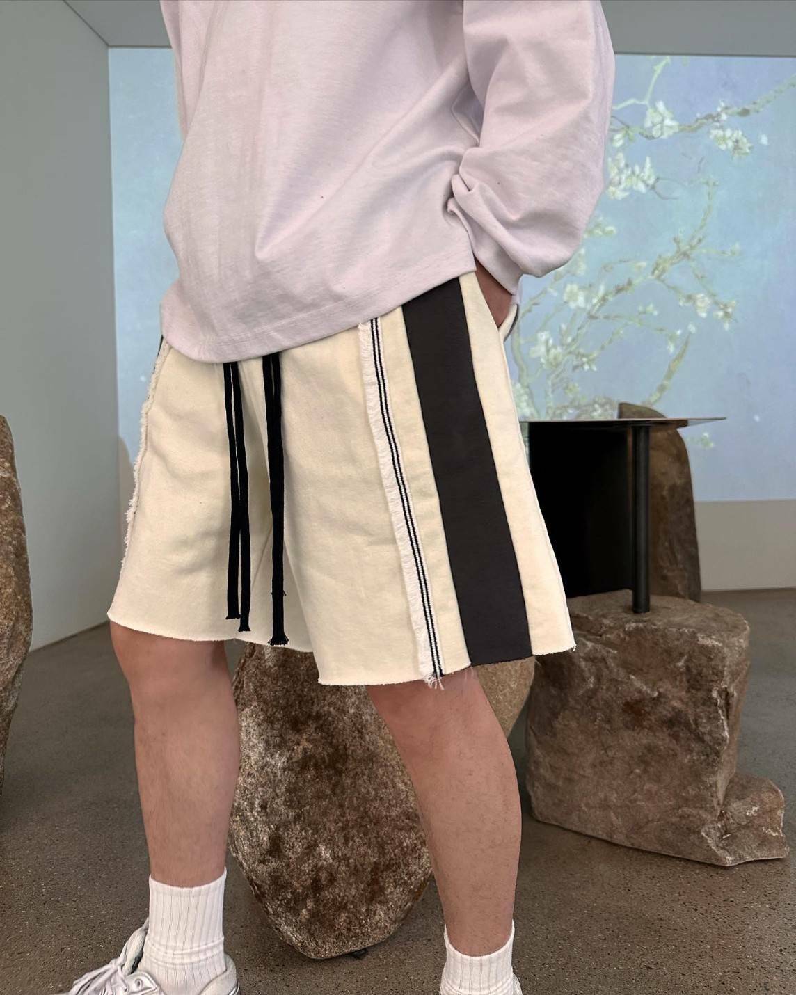 流蘇雙色線條剪裁短褲