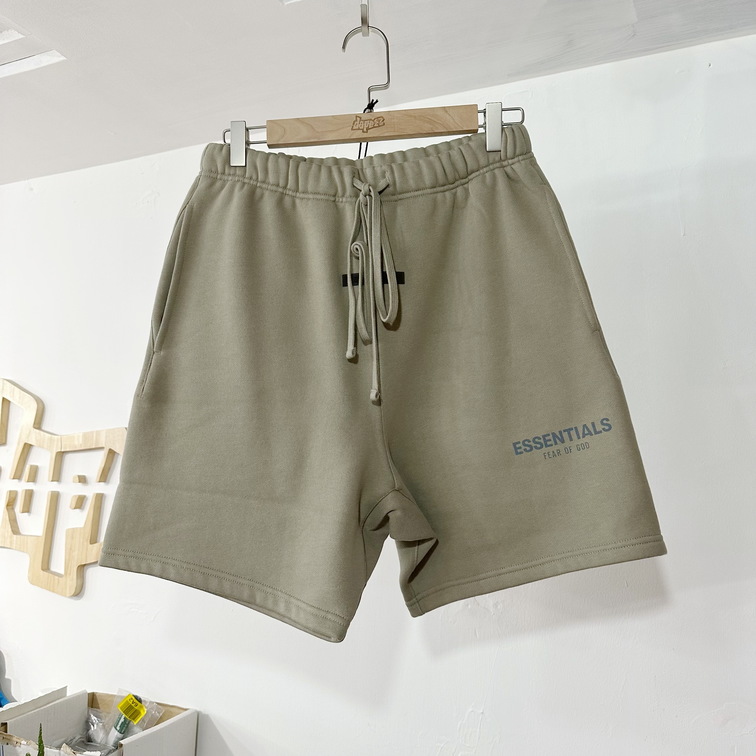 Fear of God Essentials reflective 3M shorts MOSS 反光短褲