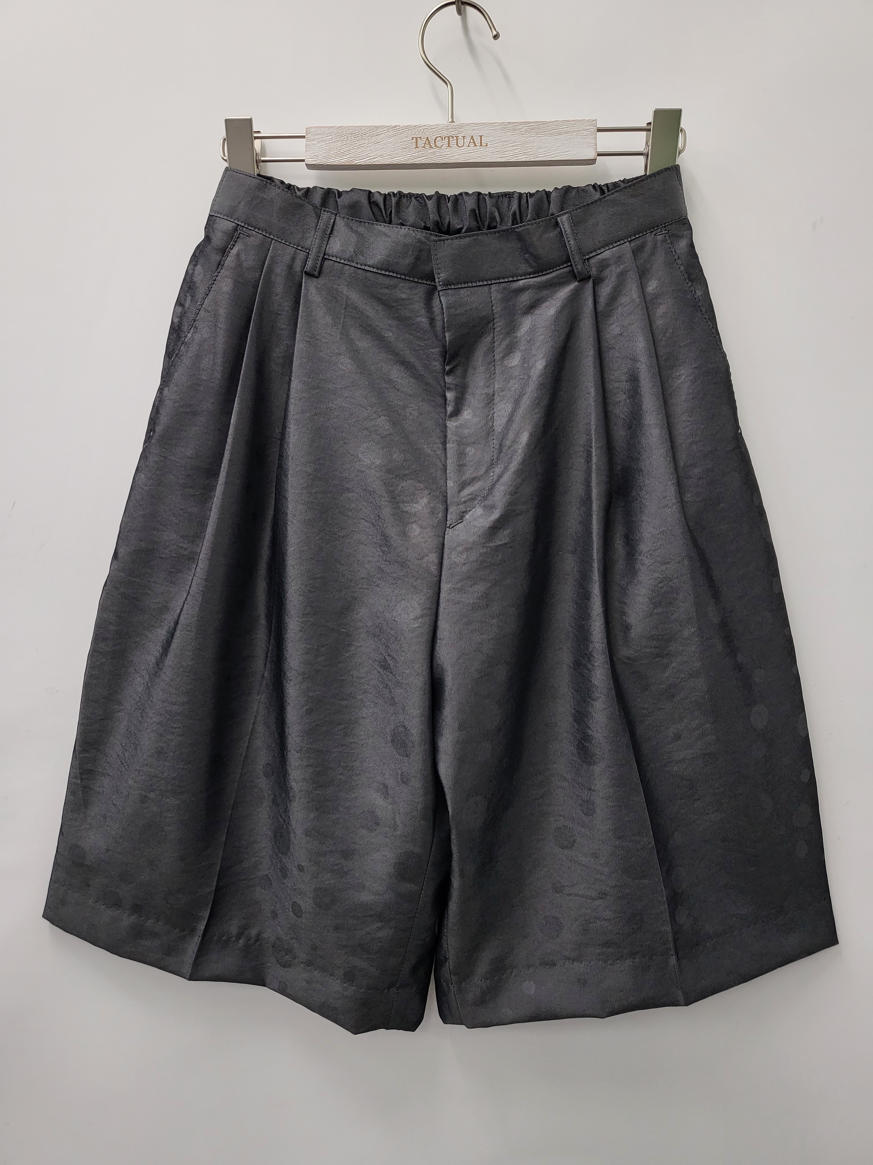 暗圓點短褲 P2348