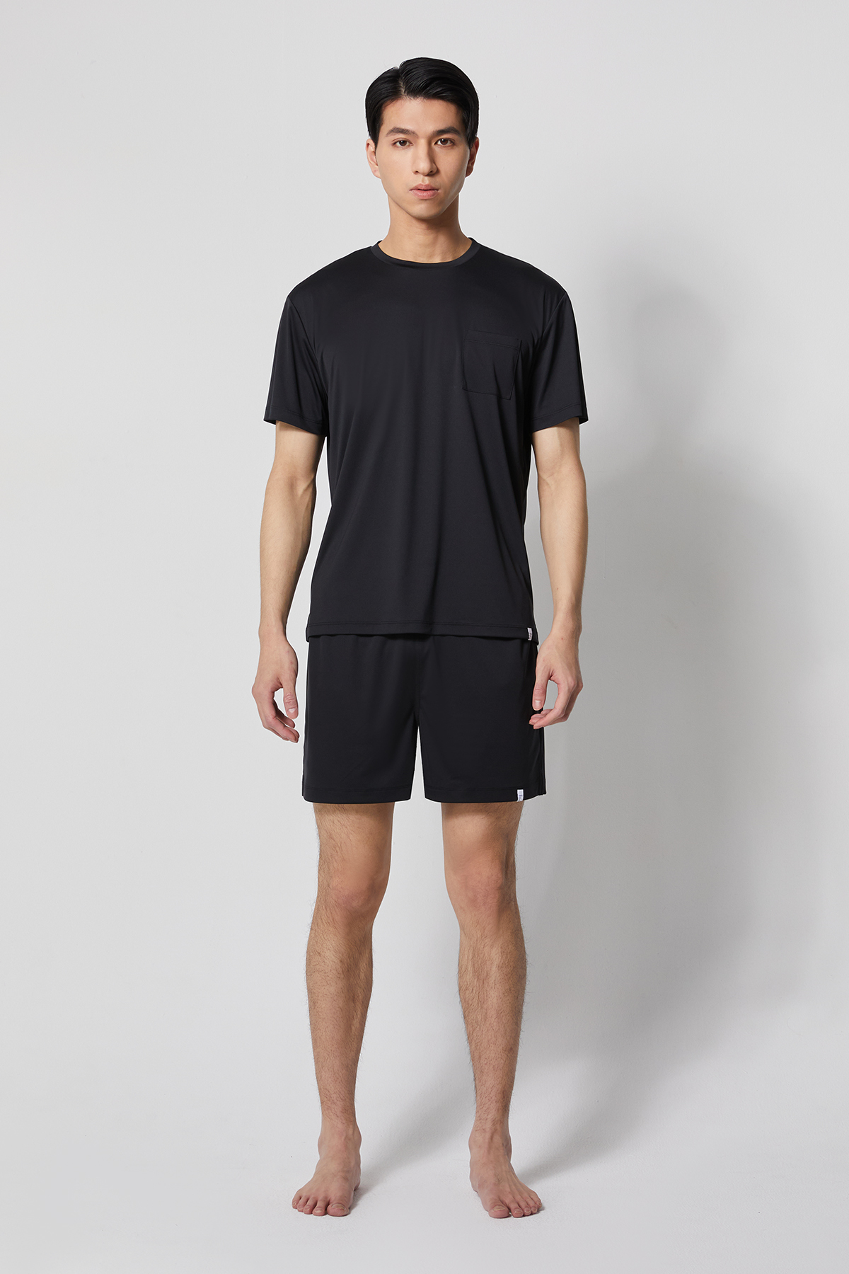 REST 親膚短褲 UNISEX（黑）