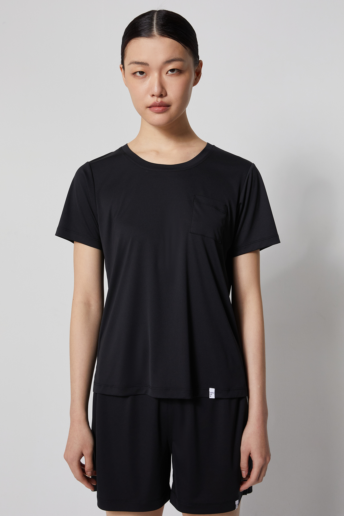 REST 親膚T-SHIRT 女（黑）