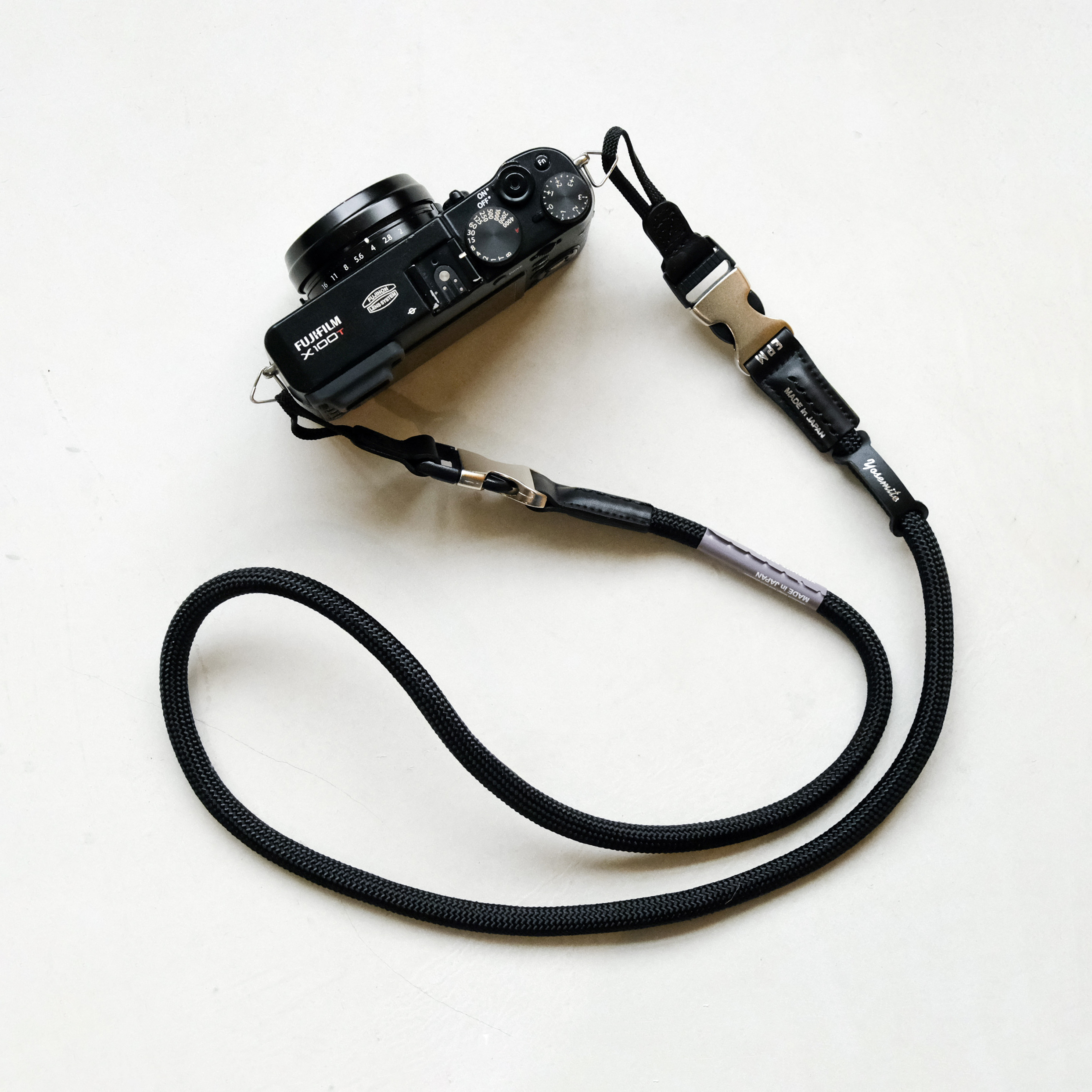 定休日以外毎日出荷中] YOSEMITE BLACK- CAMERA MAD Strap STRAP PRO