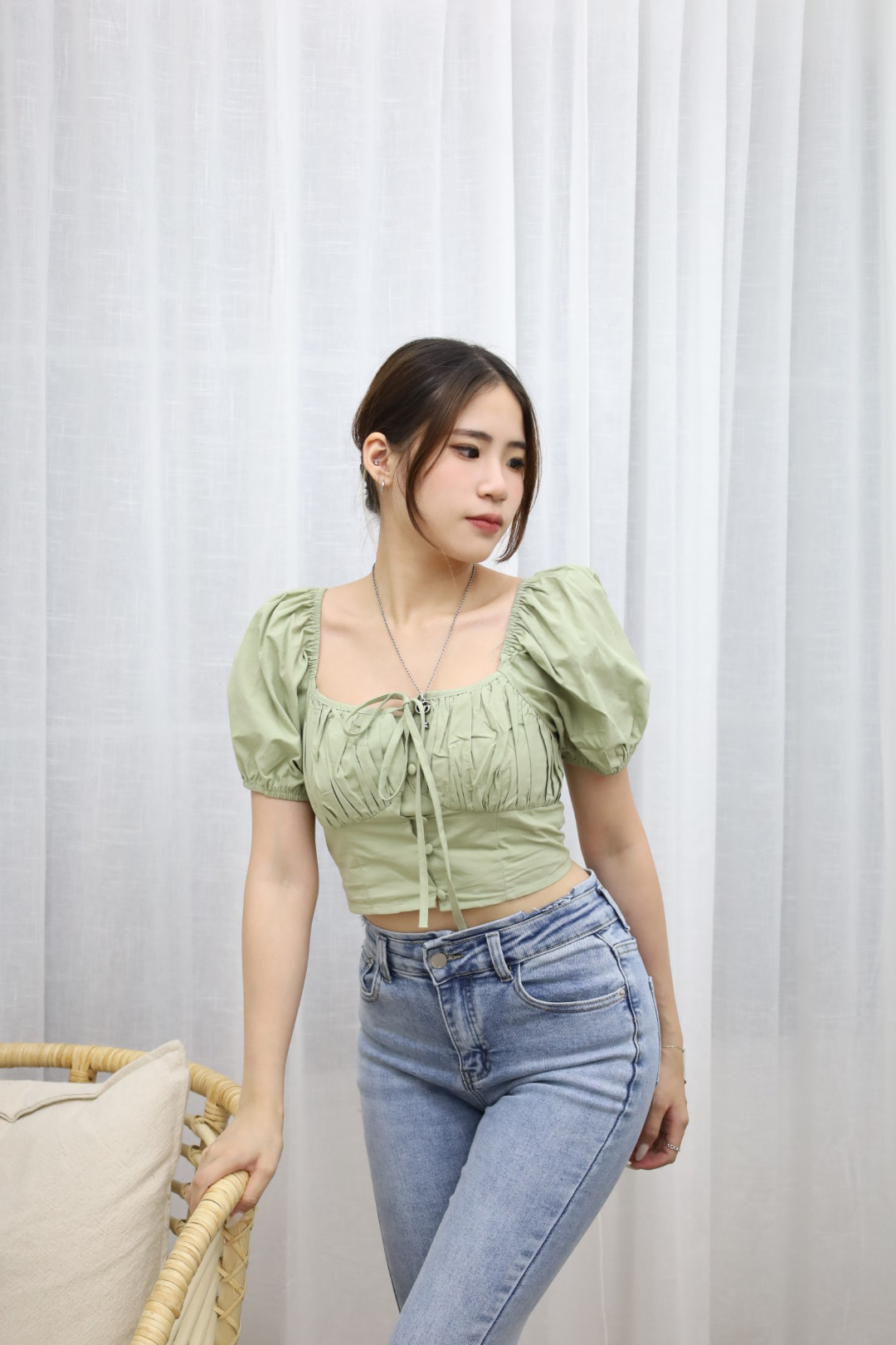 氣質方領公主袖上衣