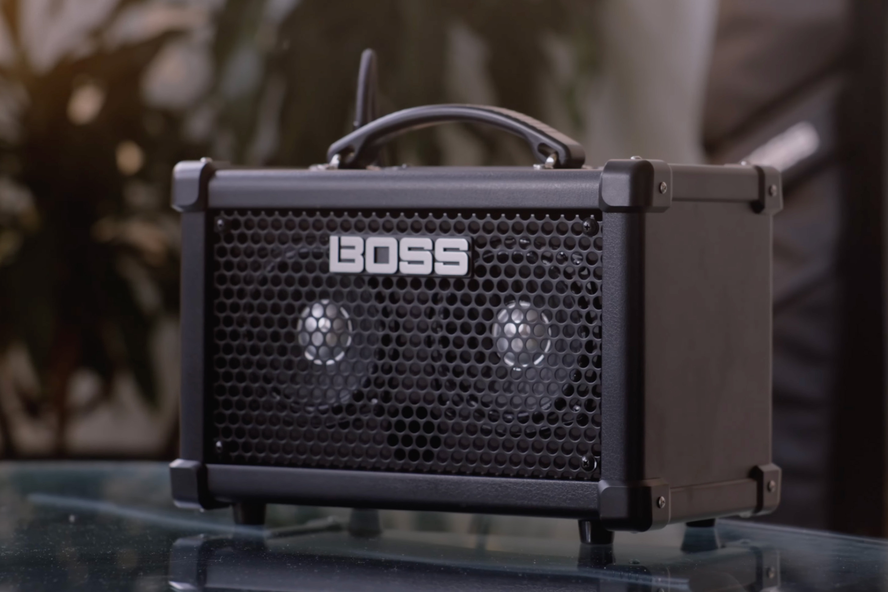 BOSS BOSS DUAL CUBE BASS LX DCB-LX 10W 電貝斯音箱 第 3 張圖片｜三峽吉他 / Bass