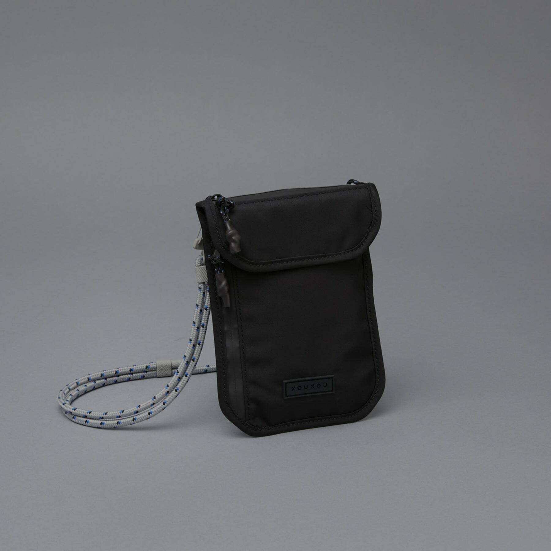 【 XOU XOU | 機能斜背小袋 Pouches - 黑色 Black 】