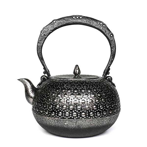 【薰山工房】布團型 龜甲 砂鐵壺 1.6L-座付柄軸
