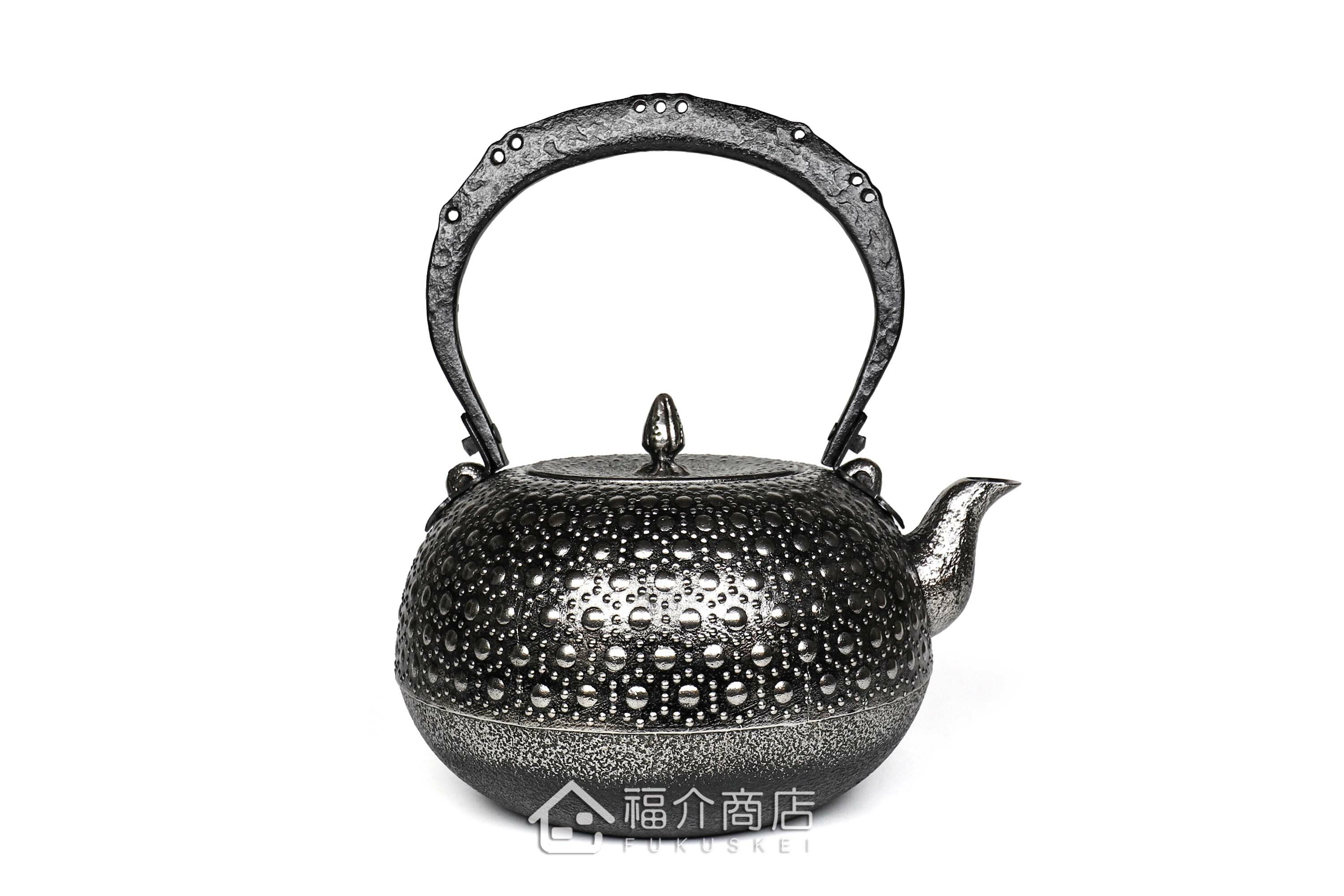 泡茶煮水用的布團型龜甲紋砂鐵壺