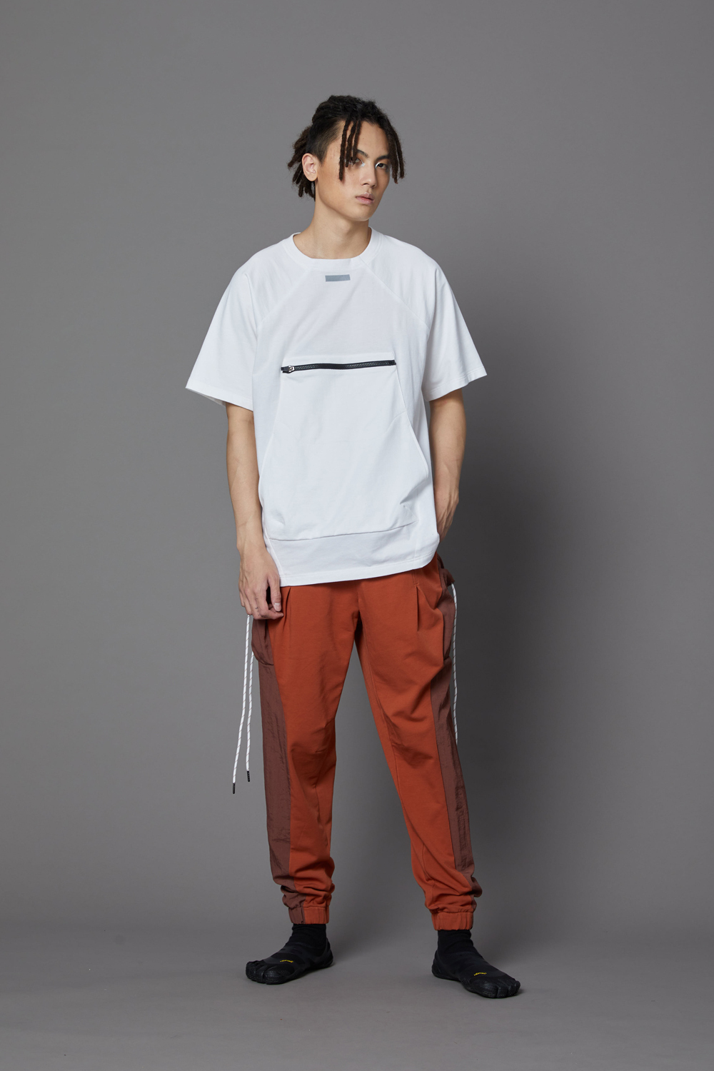 拉鍊口袋Tee-白