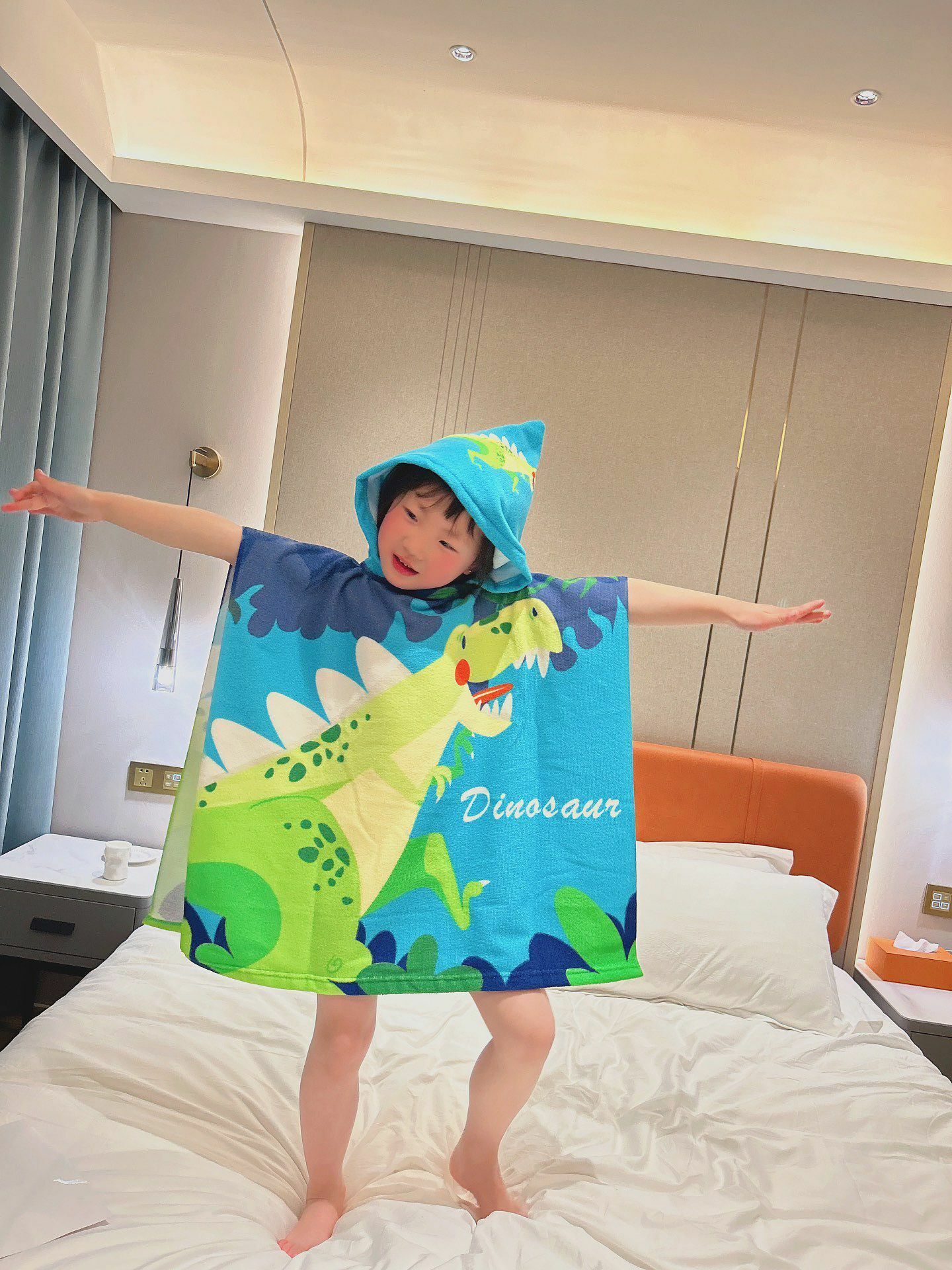 AF07BL_SS23_C🦖藍色可愛恐龍連帽浴巾(pre-order)