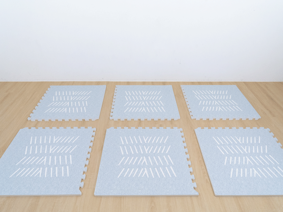 把拼接處多餘的邊條拆除