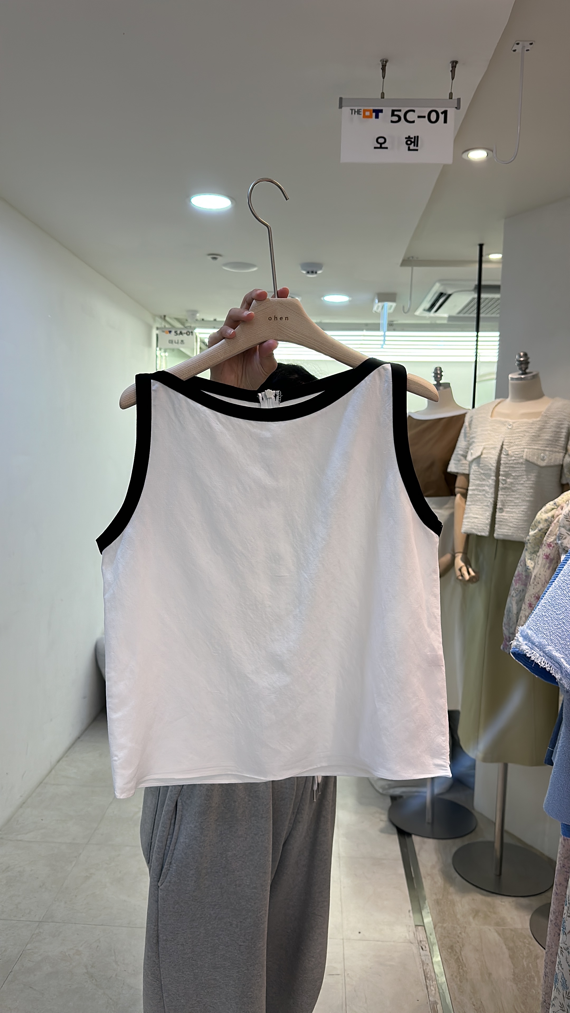 boat neck棉麻撞白邊背心