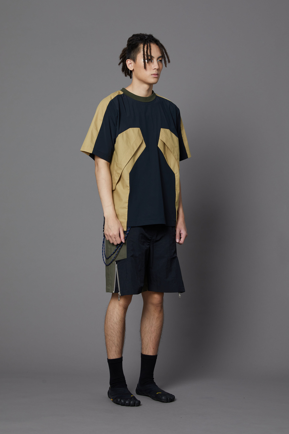 活片透氣上衣-黑