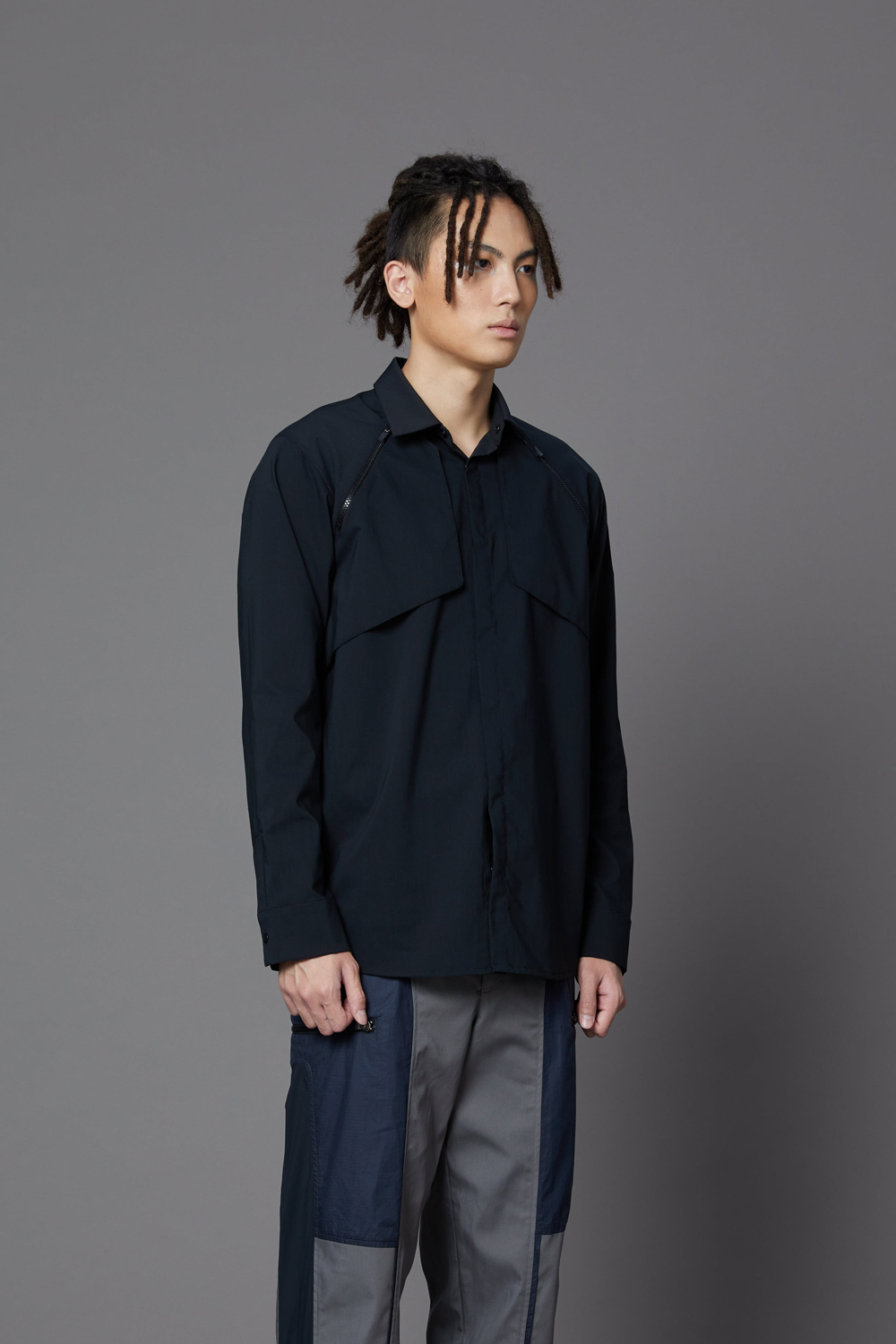 後活片透氣長袖襯衫-黑