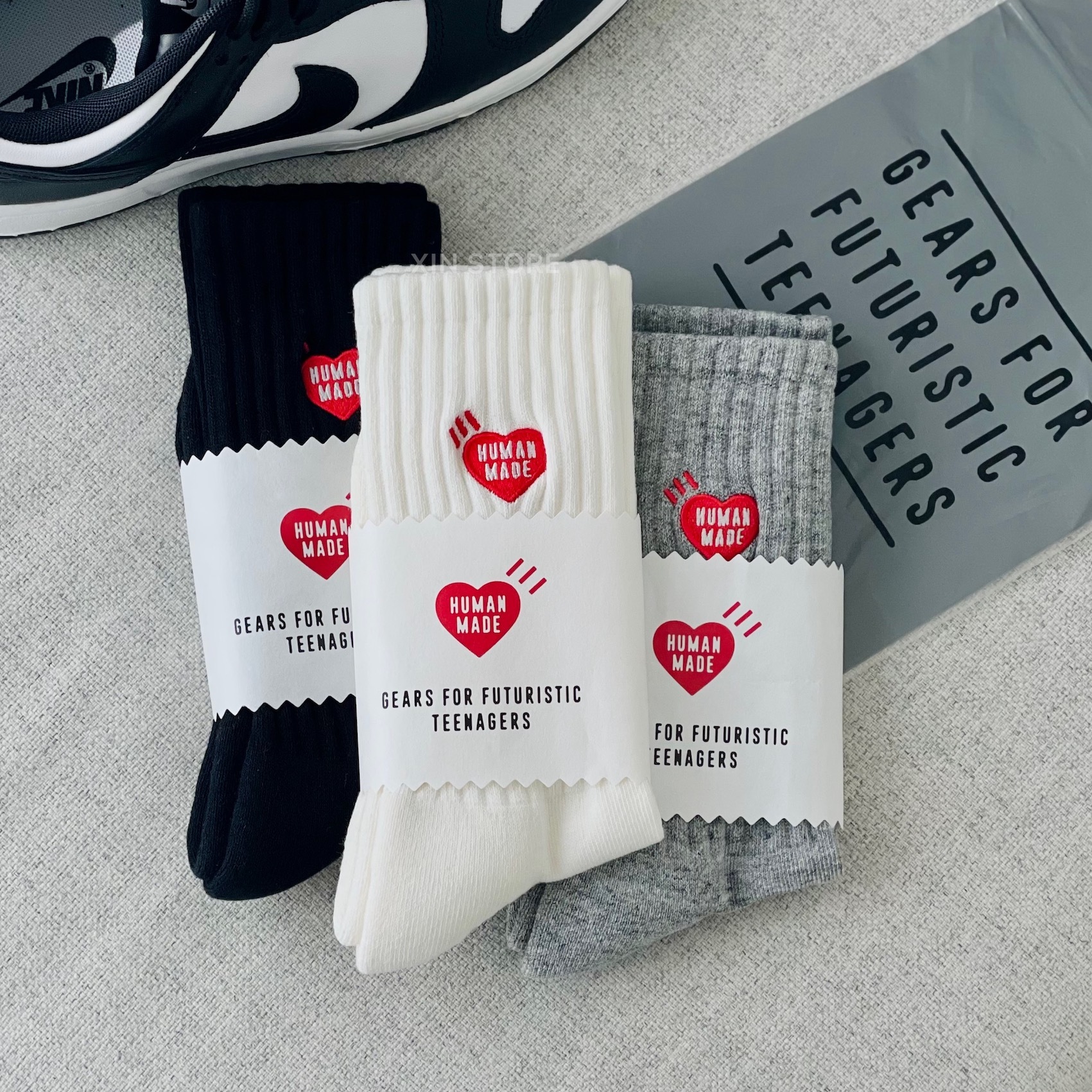 Human Made Short Pile Socks 刺繡 小愛心 素色 中筒襪 長襪 黑 灰 白