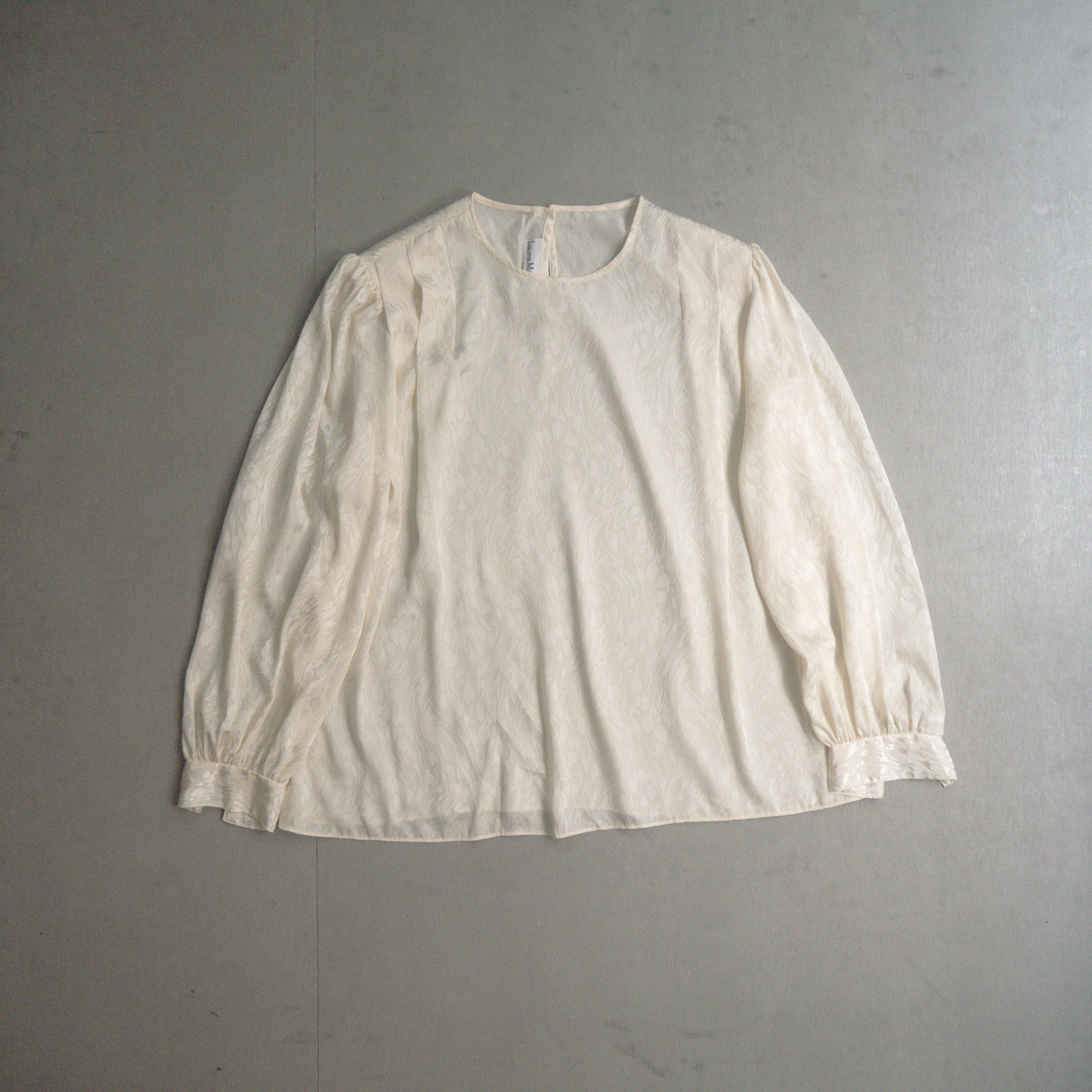 VINTAGE WMN TOPS 女裝 米白 長袖 印花 泡泡袖 圓領 T恤 上衣